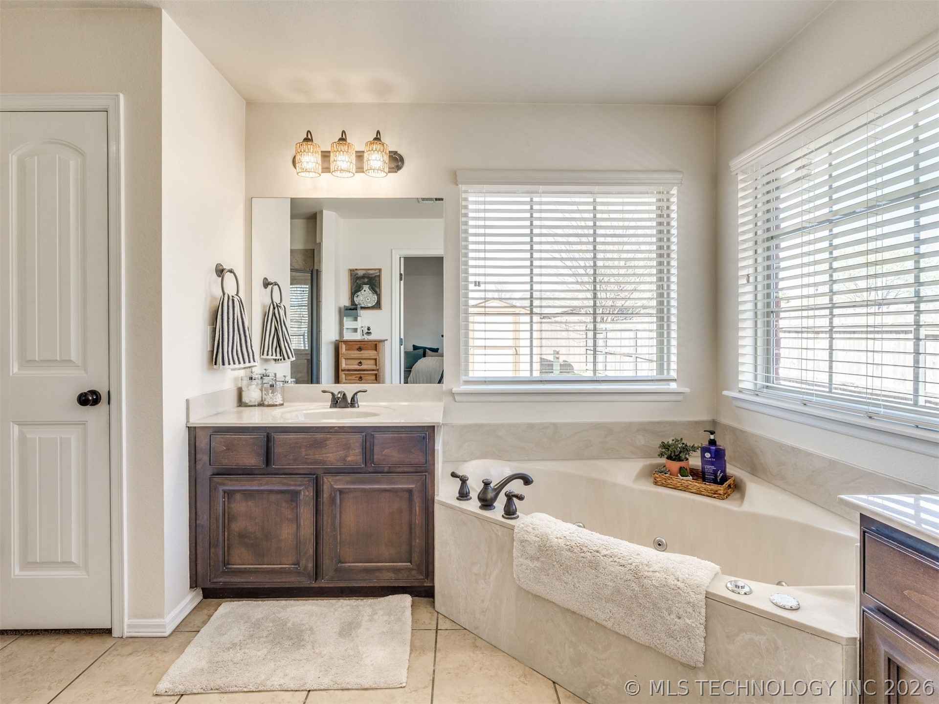 2604 W Pensacola Street Broken Arrow OK 74011