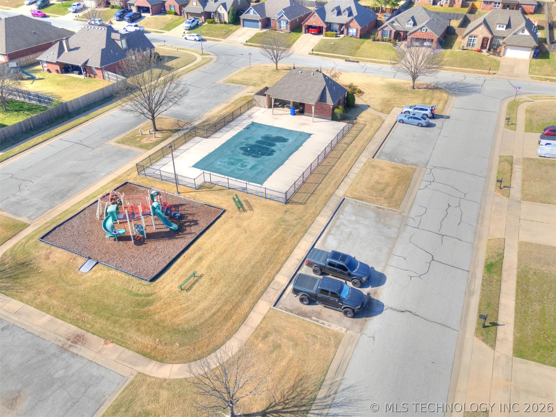 2604 W Pensacola Street Broken Arrow OK 74011
