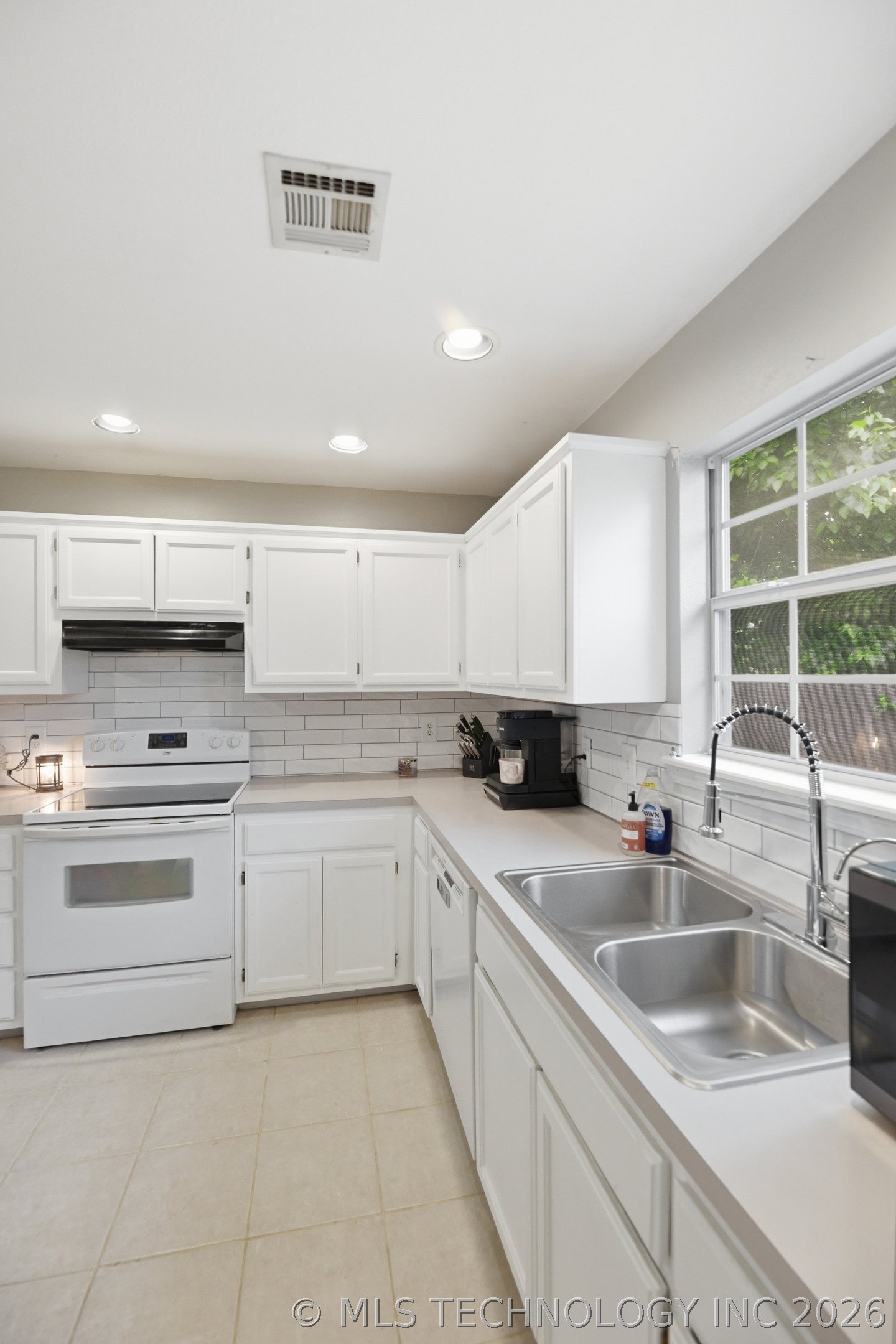 316 W Sycamore Street Coweta OK 74429