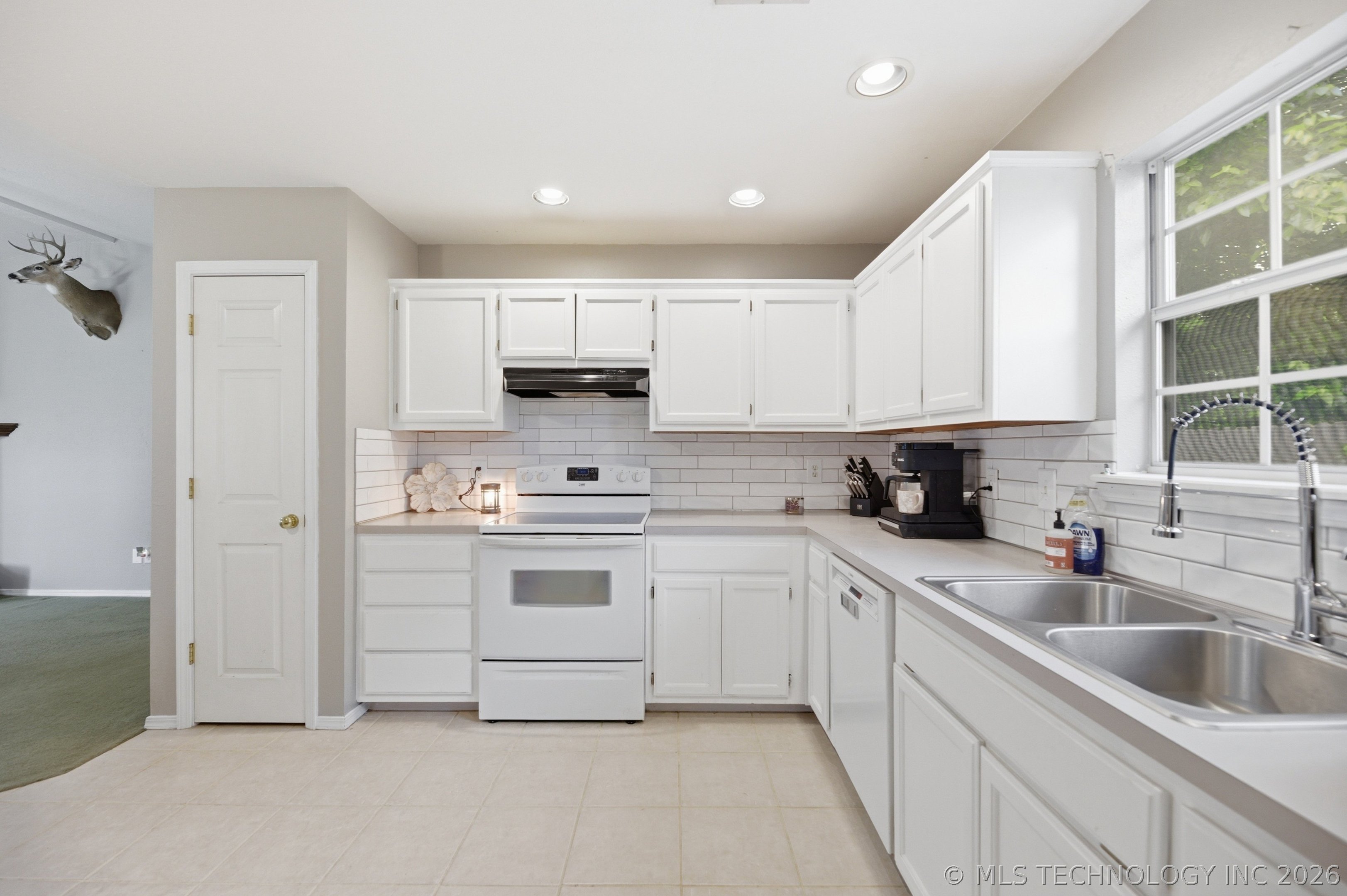 316 W Sycamore Street Coweta OK 74429