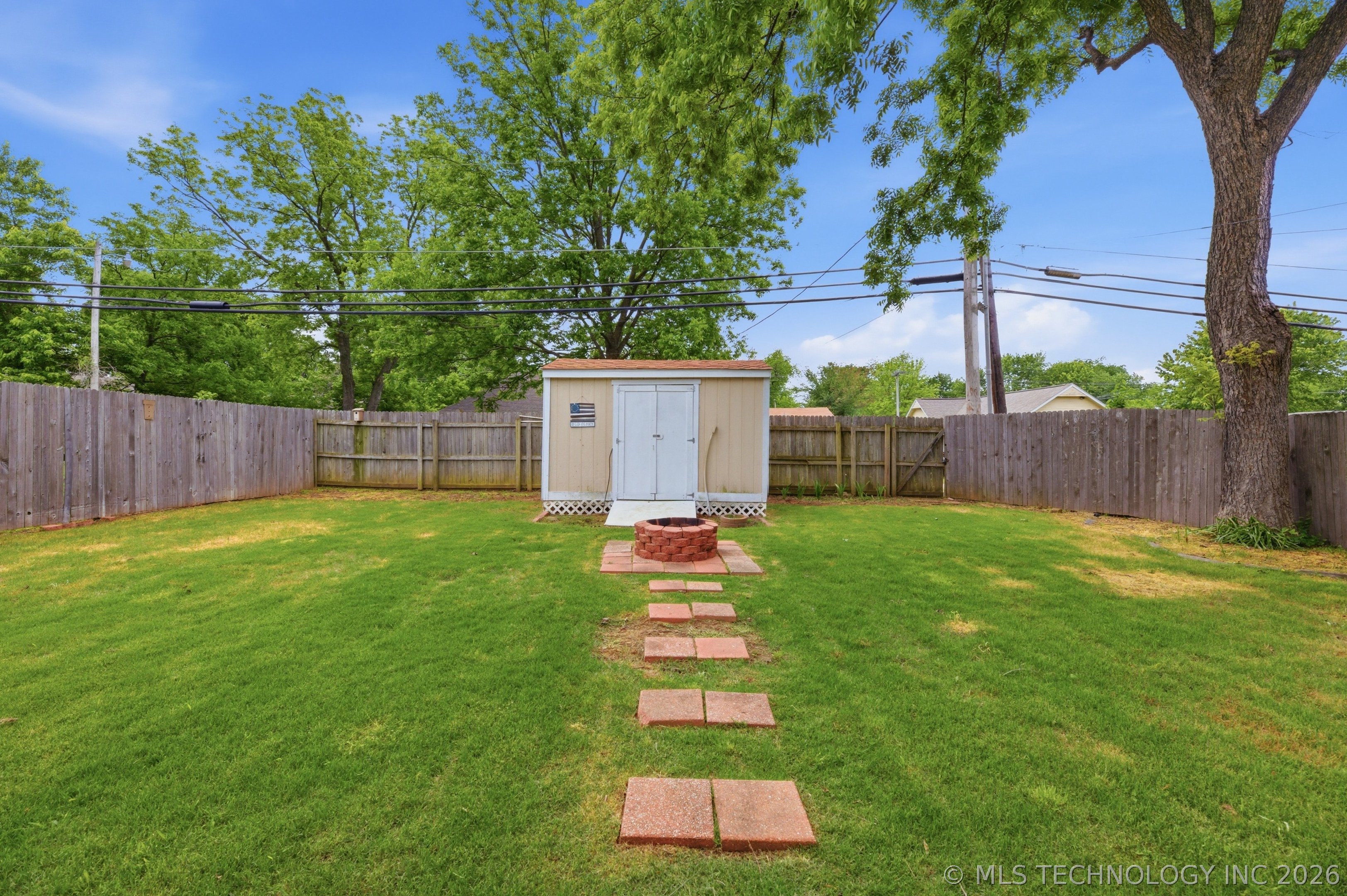 316 W Sycamore Street Coweta OK 74429
