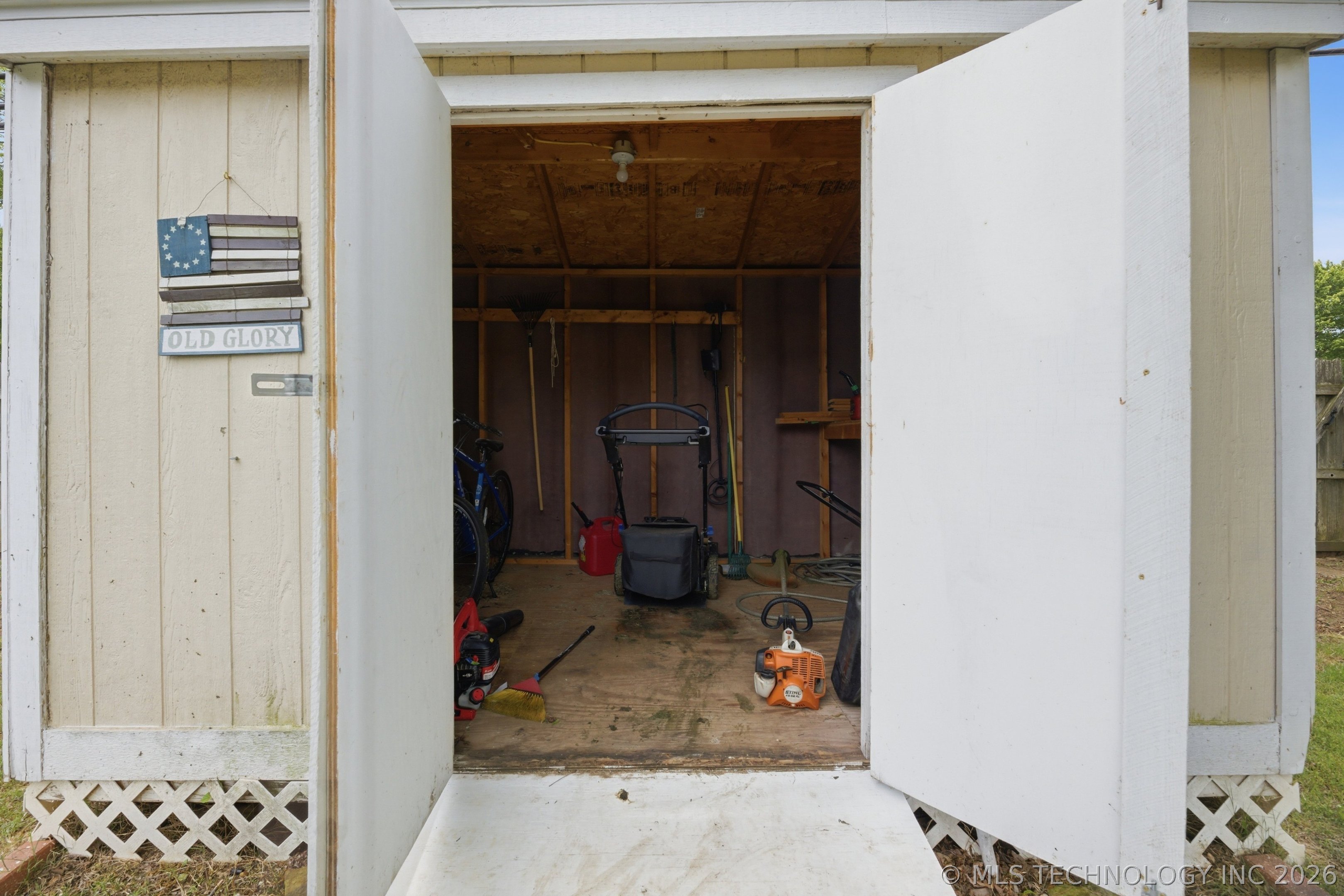 316 W Sycamore Street Coweta OK 74429