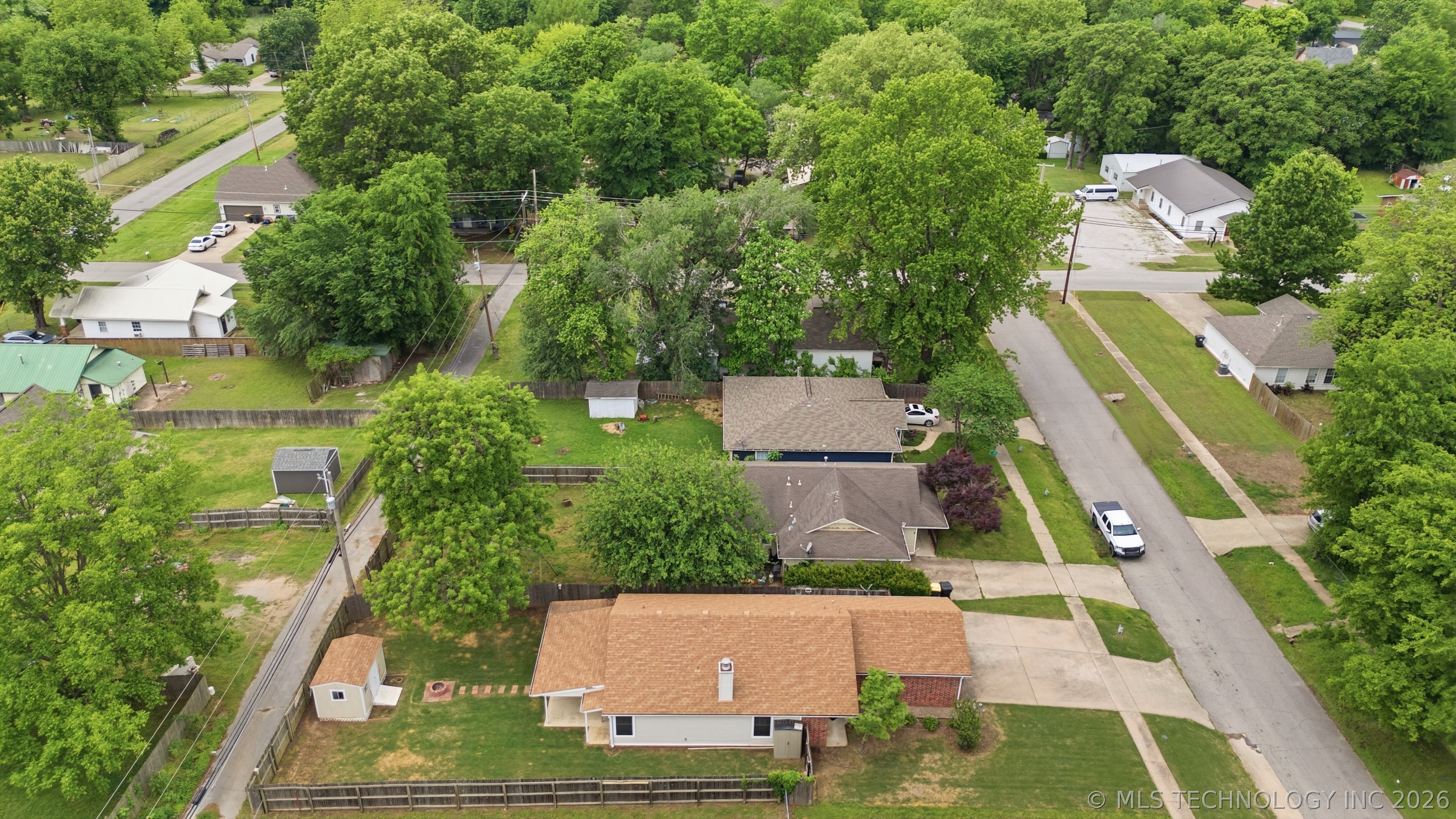 316 W Sycamore Street Coweta OK 74429