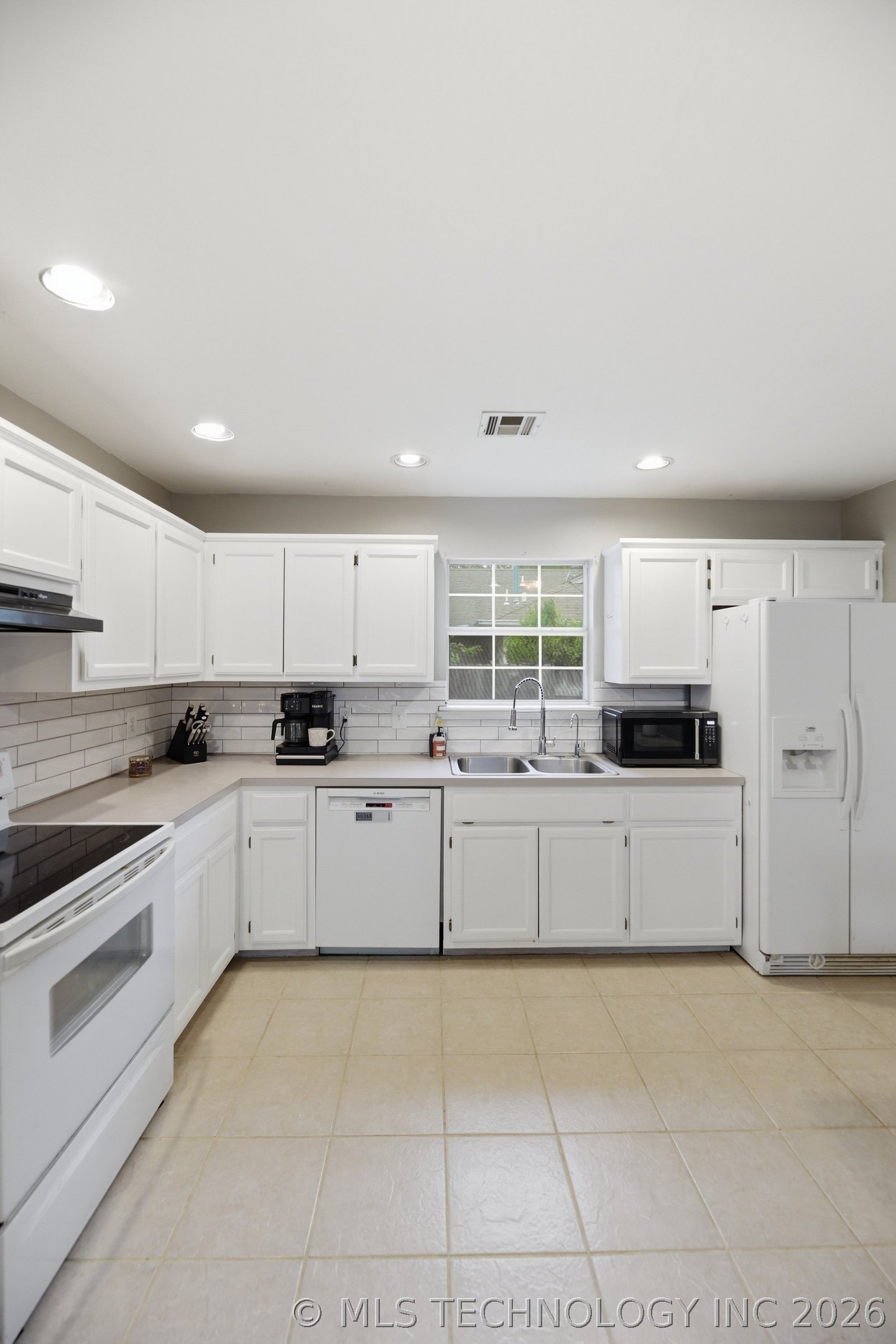 316 W Sycamore Street Coweta OK 74429