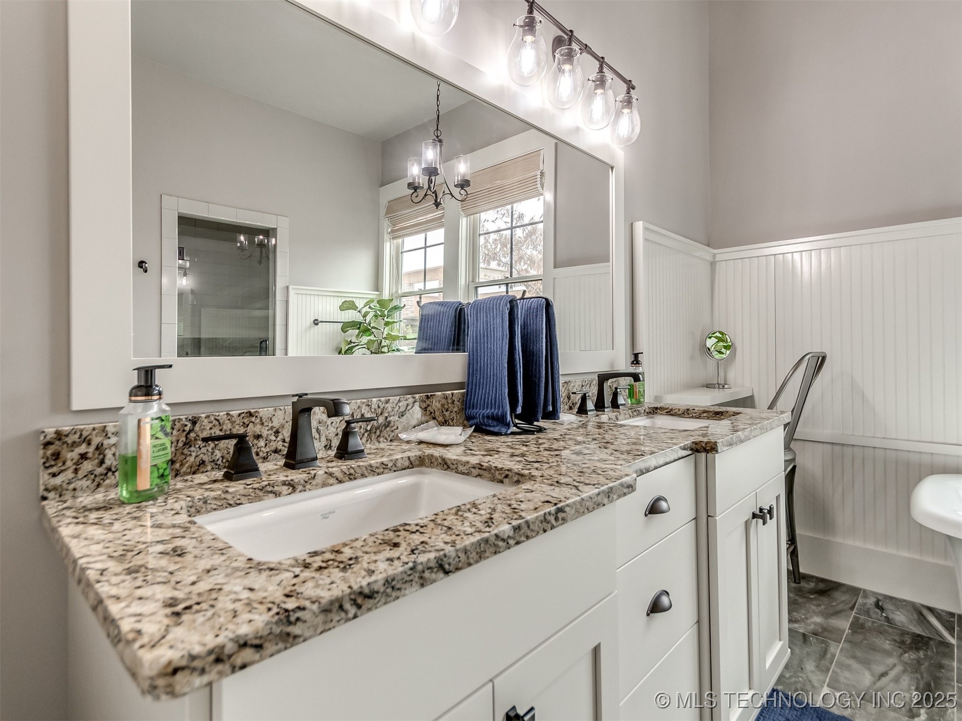 34 Park Street Carlton Landing OK 74432