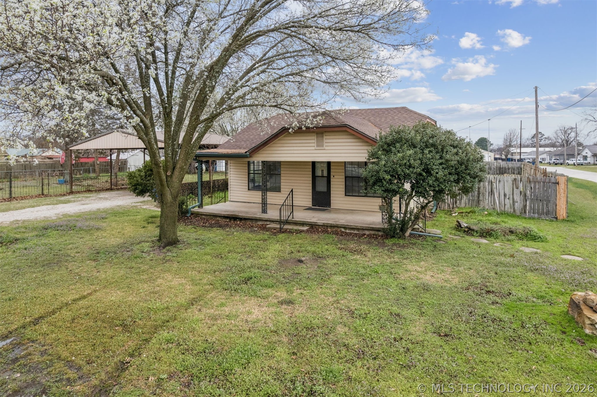 205 N Baltimore Allen OK 74825