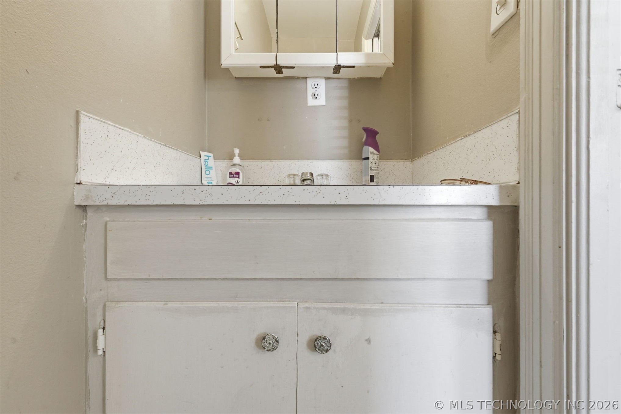 1146 S Winston Avenue Tulsa OK 74112