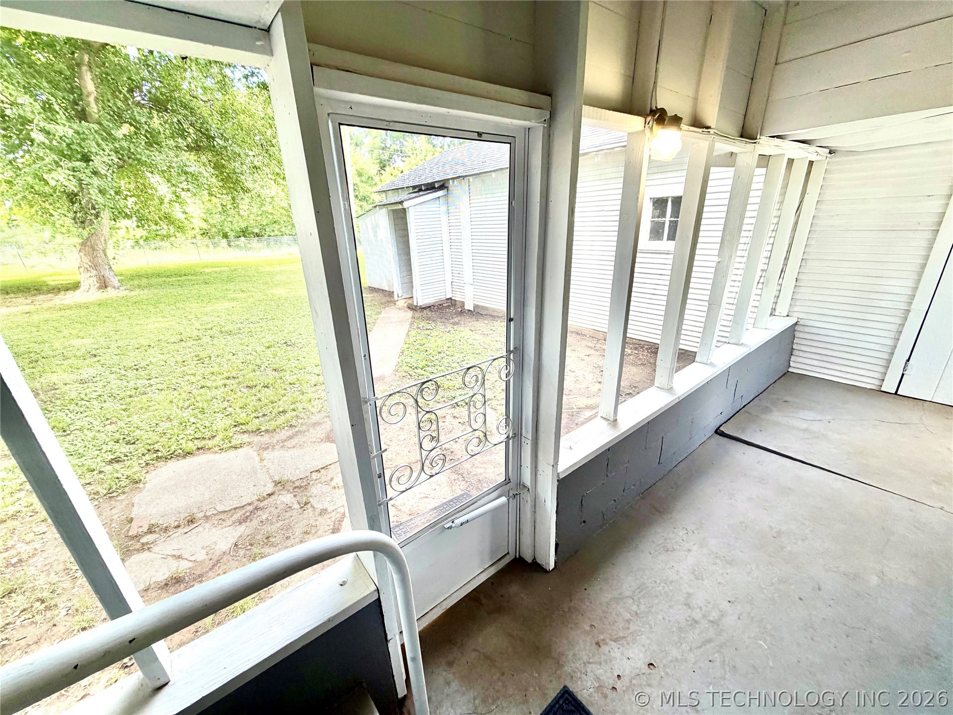 704 E Caddo Street Cleveland OK 74020