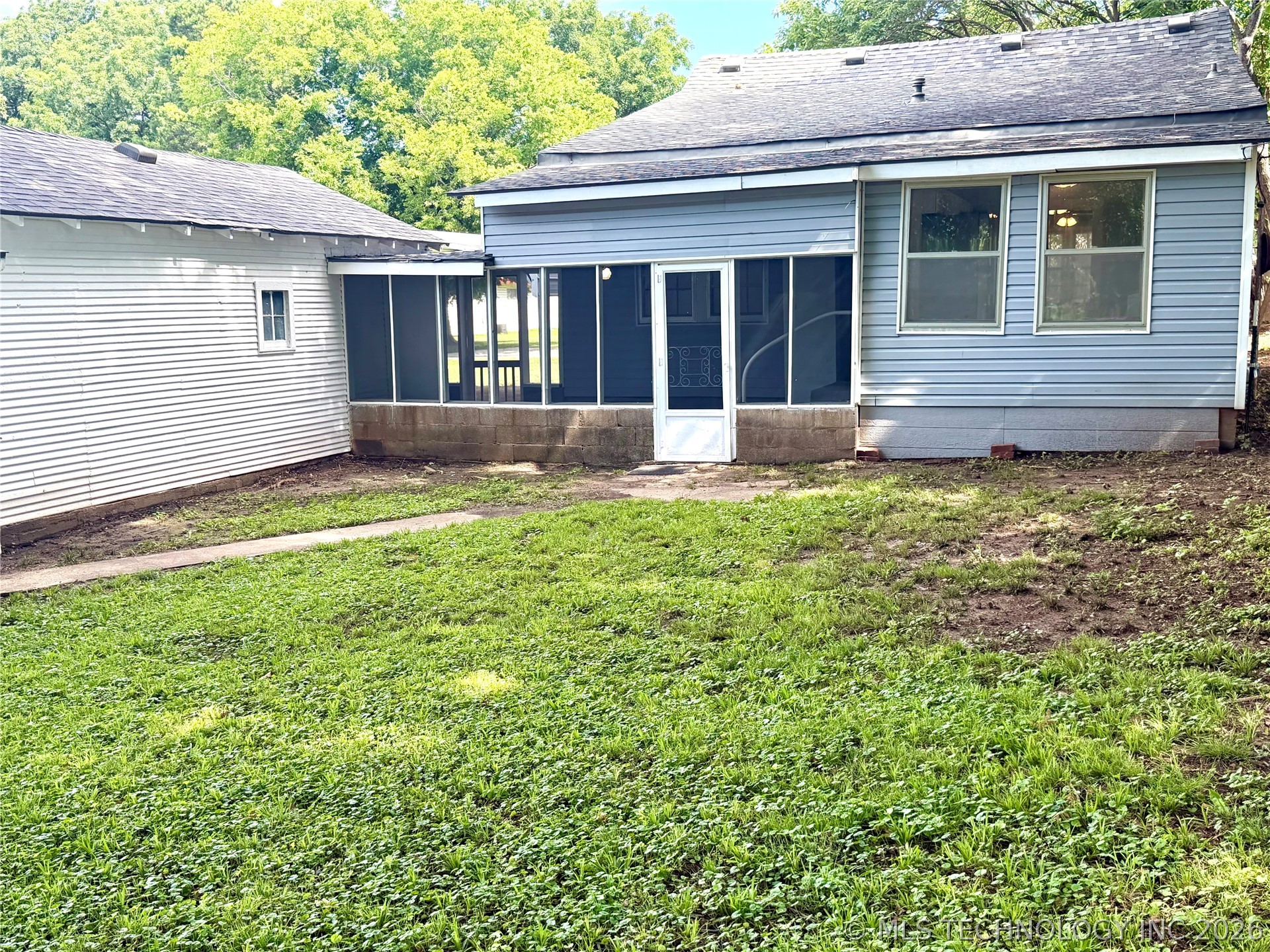 704 E Caddo Street Cleveland OK 74020