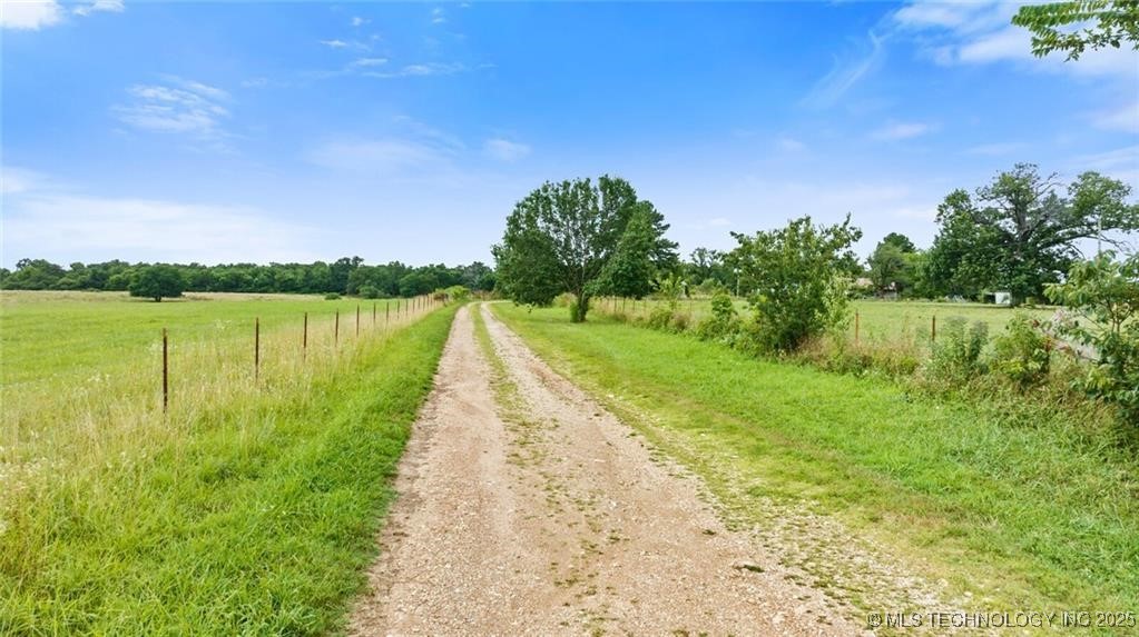 473298 E County Road 660 Watts OK 74964