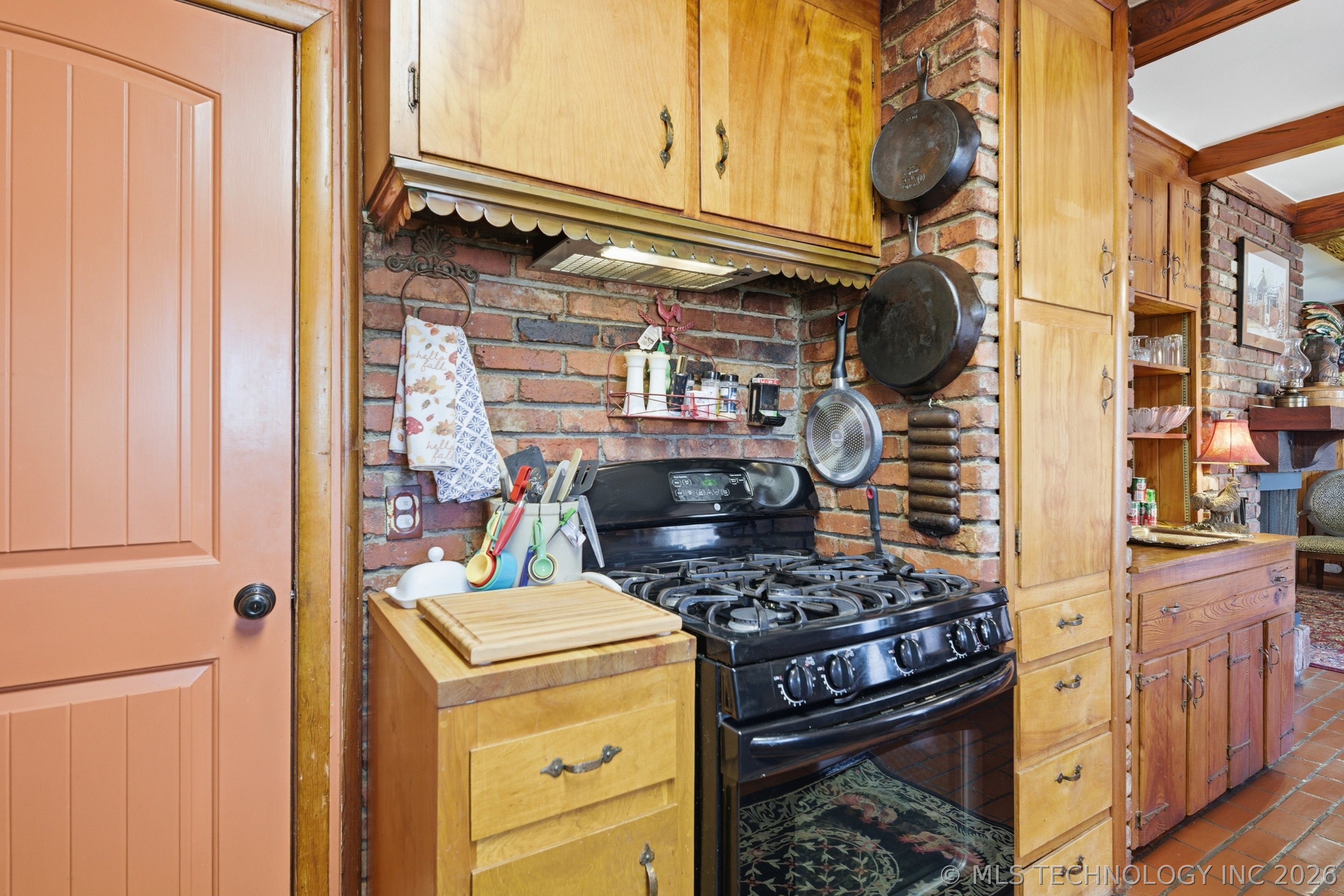 4209 E 40th Place Tulsa OK 74135