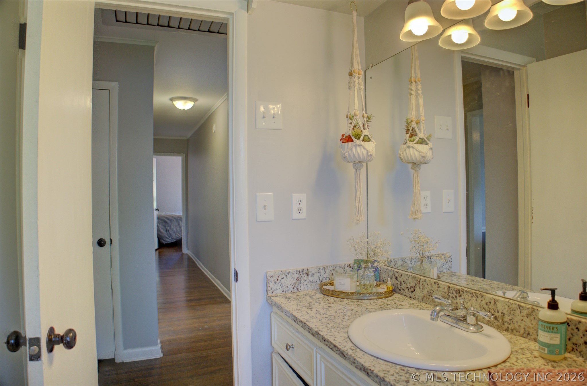 6766 E 26th Place Tulsa OK 74129