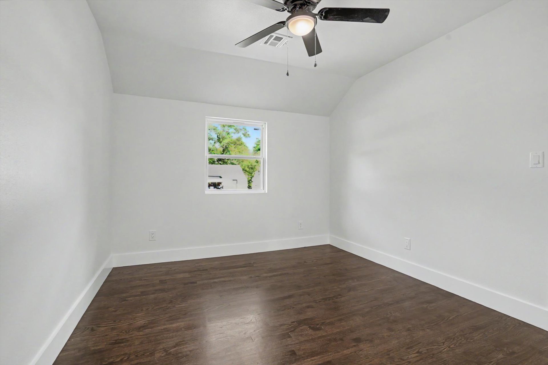 1040 N New Haven Avenue Tulsa OK 74115