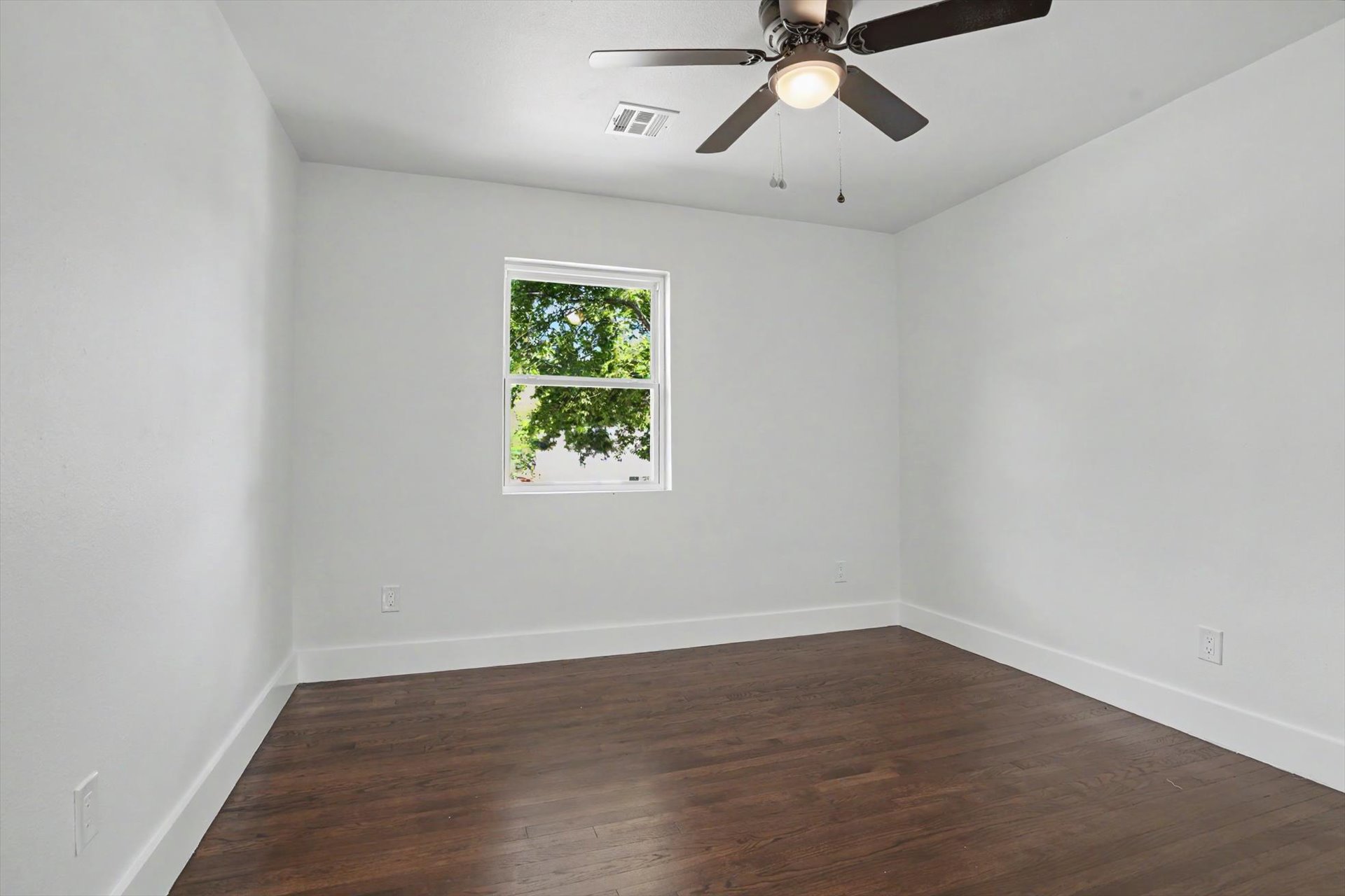 1040 N New Haven Avenue Tulsa OK 74115