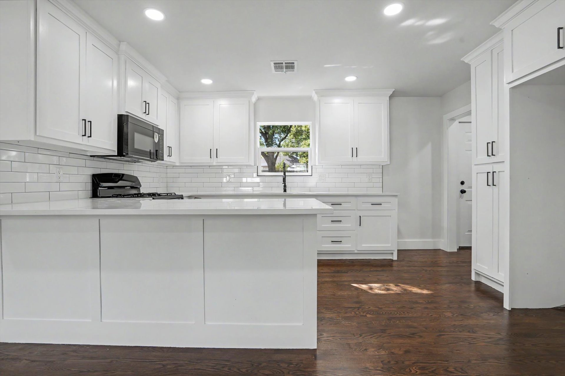 1040 N New Haven Avenue Tulsa OK 74115
