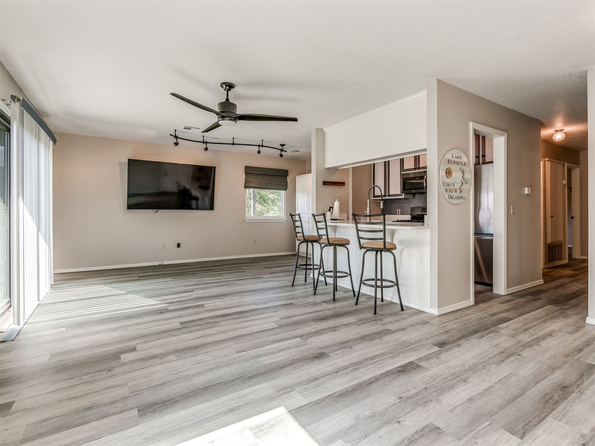 293 Kiamichi Road Eufaula OK 74432