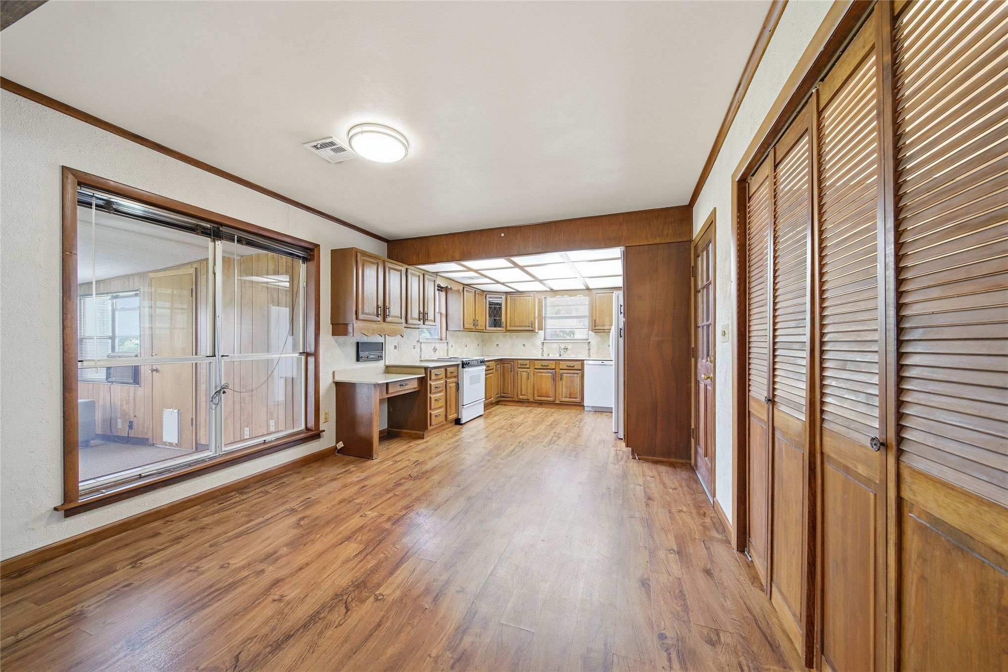 1250 S 103rd Eastavenue Tulsa OK 74128