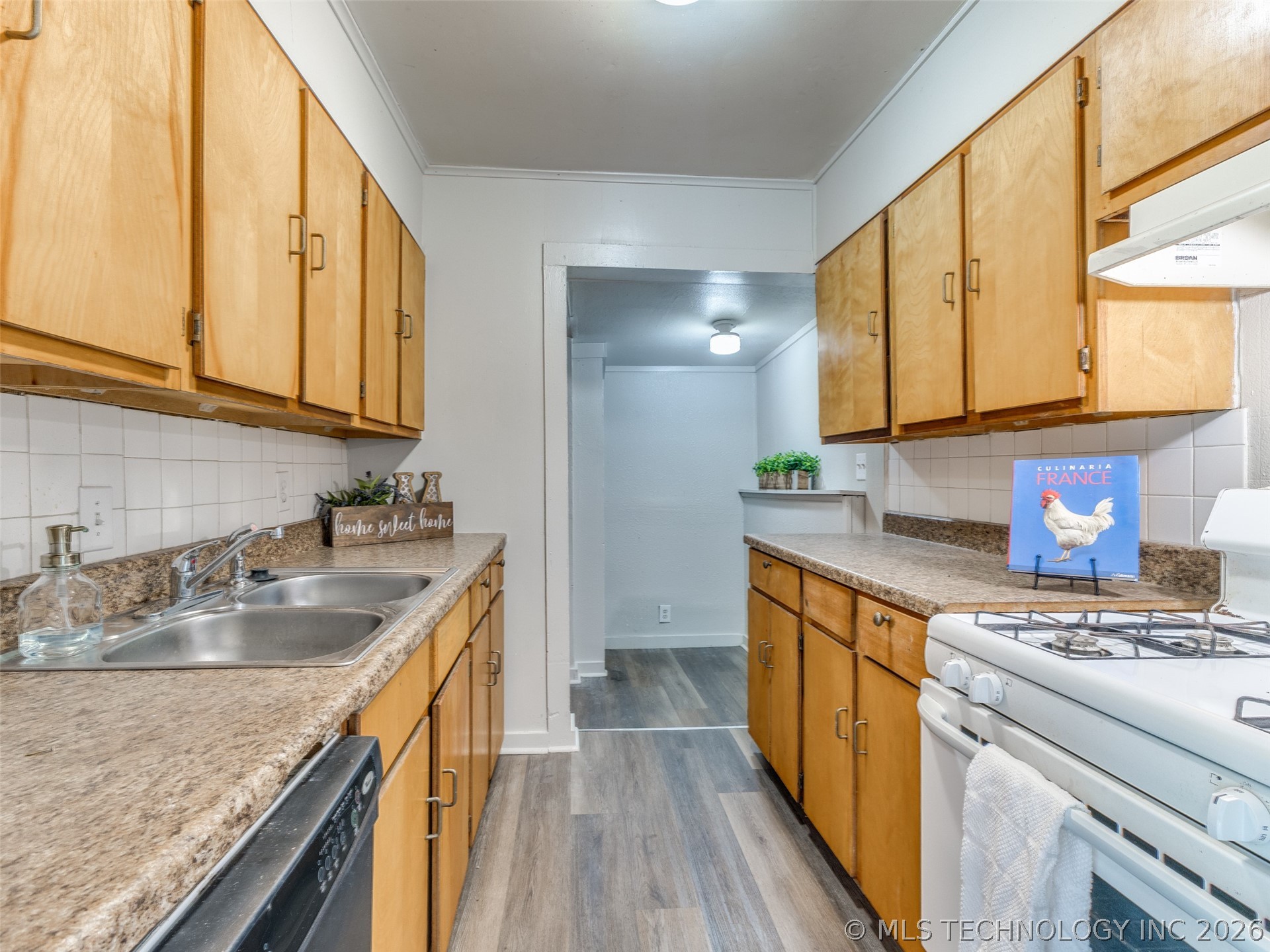 1028 Valley Drive Sand Springs OK 74063