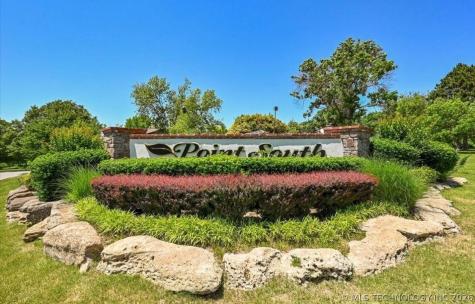 3733 E 64th Place Tulsa OK 74136