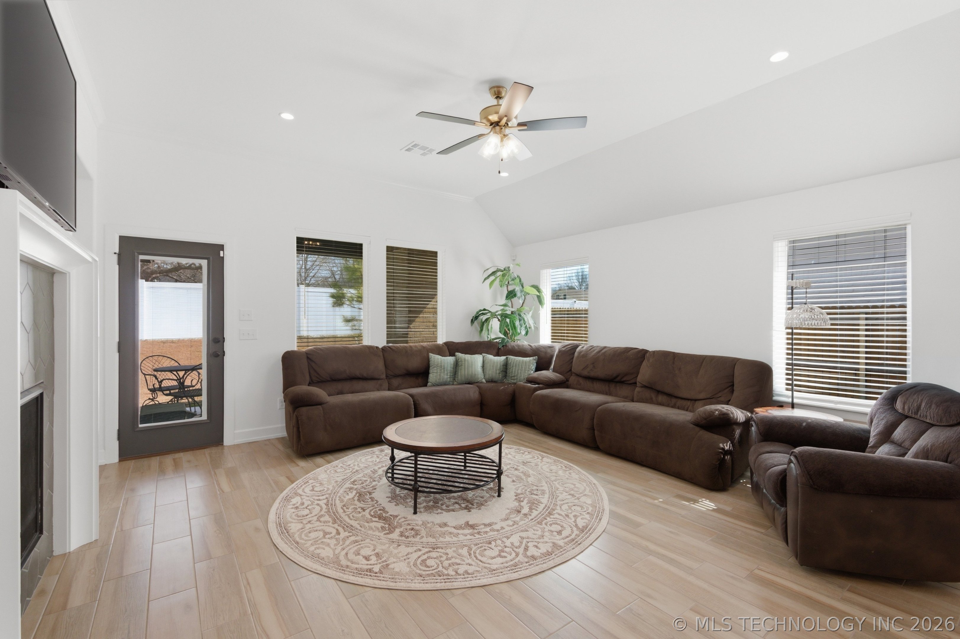 1417 N 72nd Street Broken Arrow OK 74014