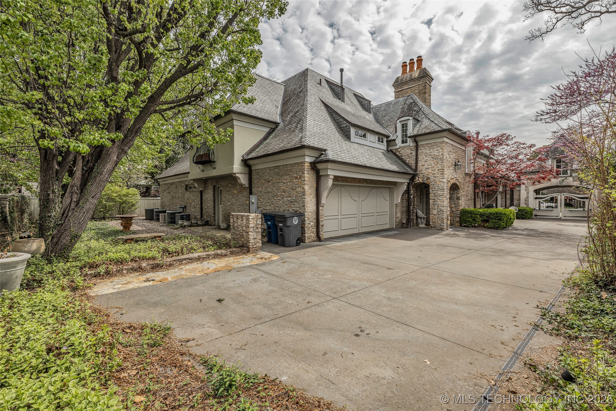 2119 E 30th Place Tulsa OK 74114