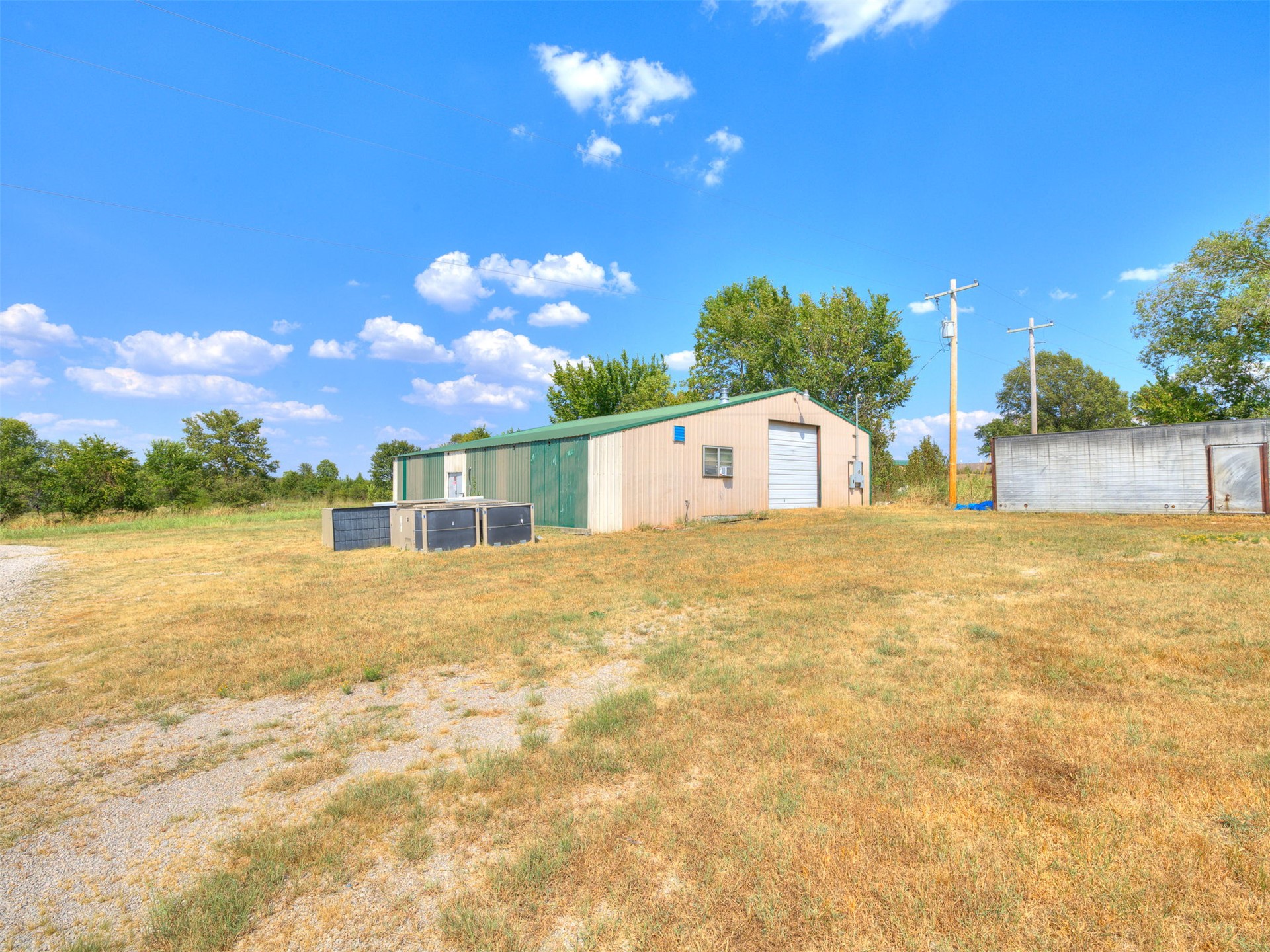 9711 Us Highway 60 Road Nowata OK 74048