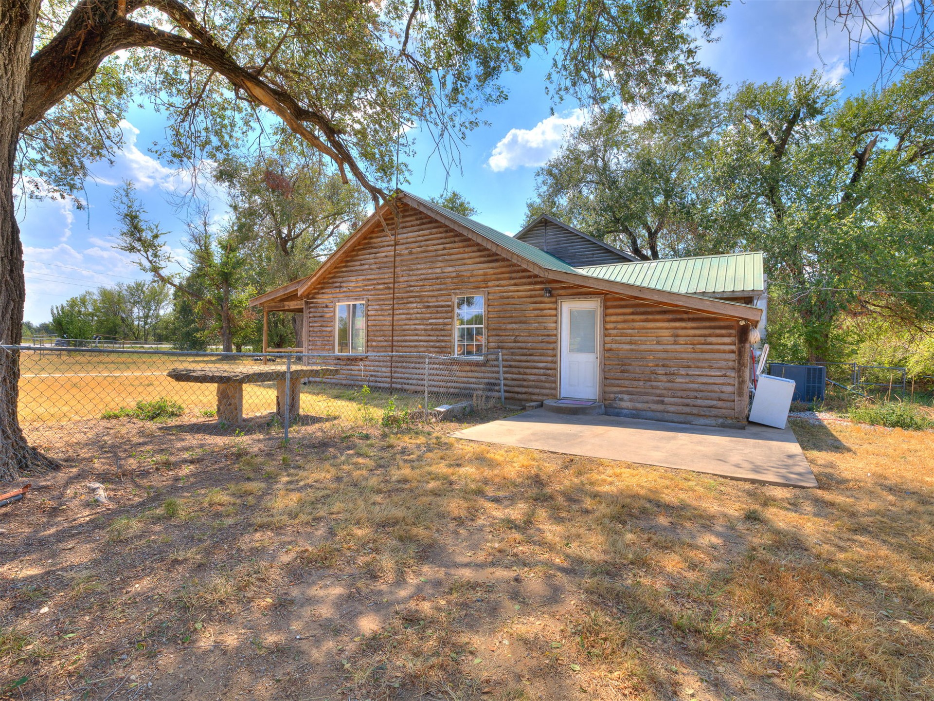 9711 Us Highway 60 Road Nowata OK 74048