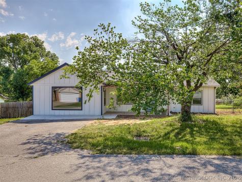 5823 S 31st Westavenue Tulsa OK 74107