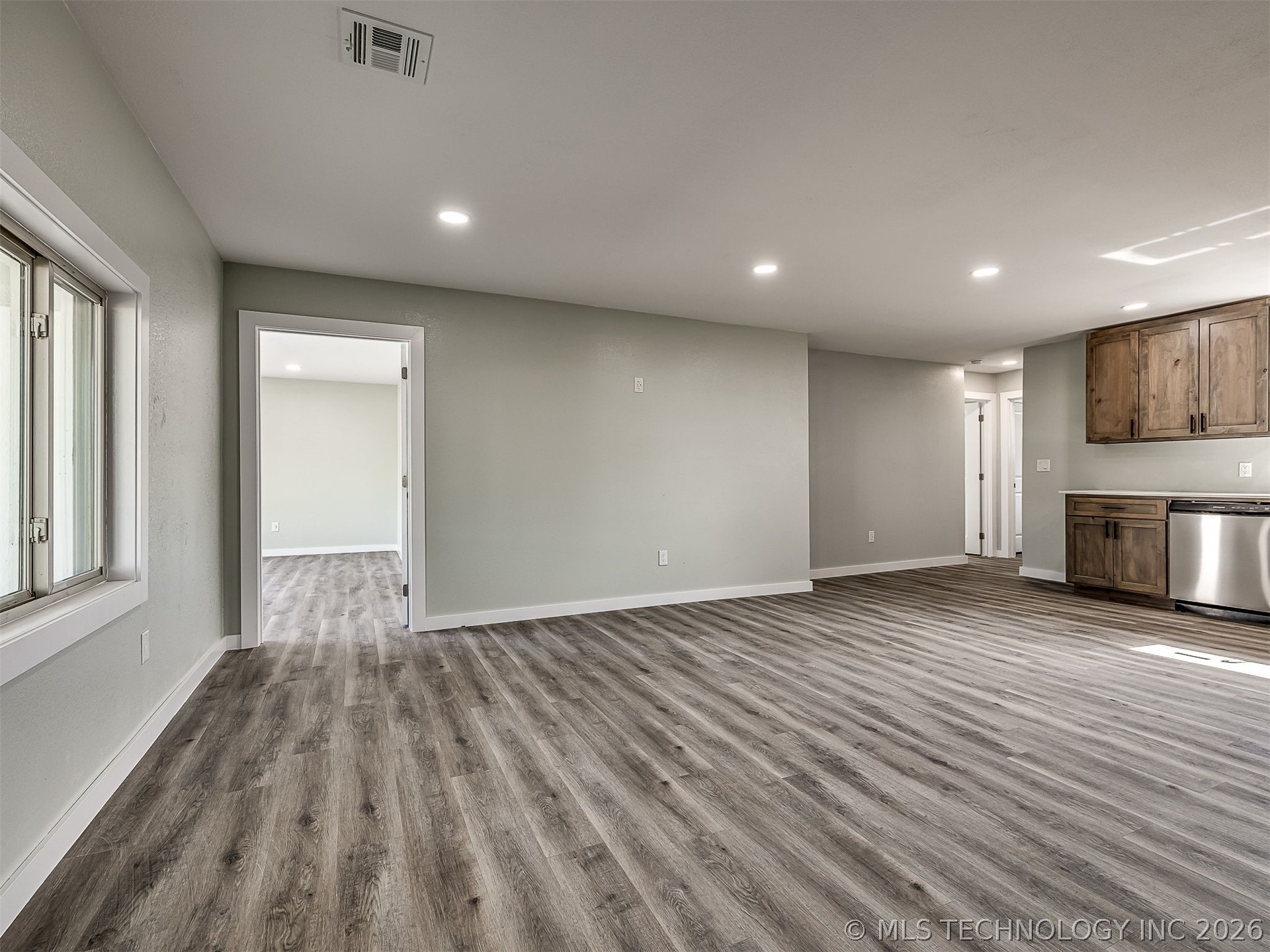 5823 S 31st Westavenue Tulsa OK 74107