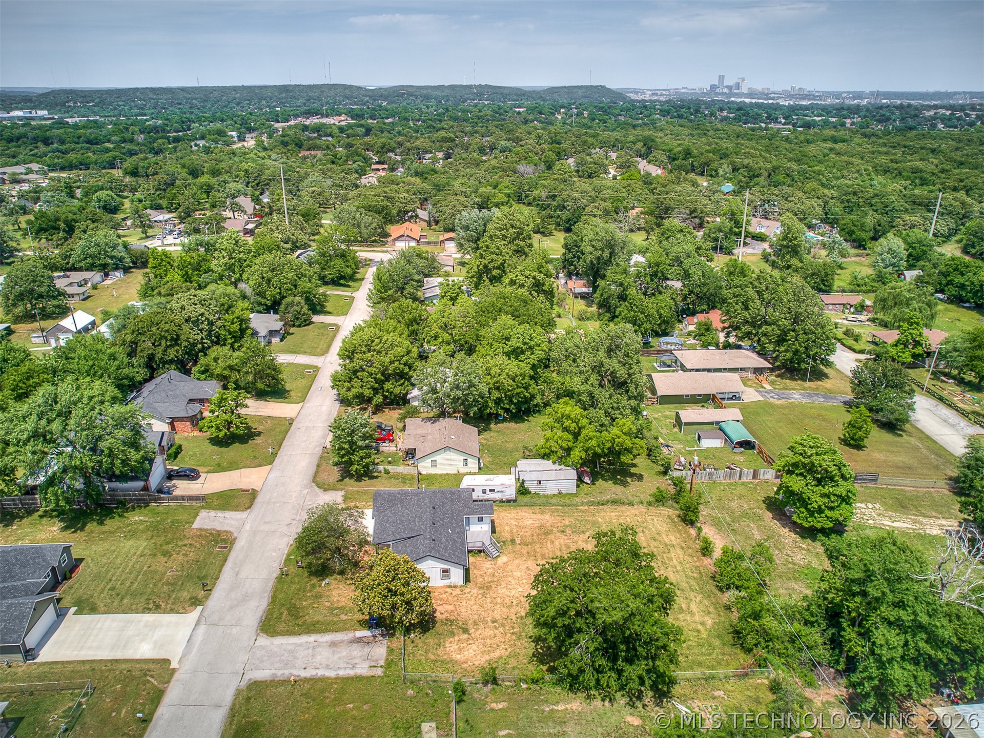 5823 S 31st Westavenue Tulsa OK 74107