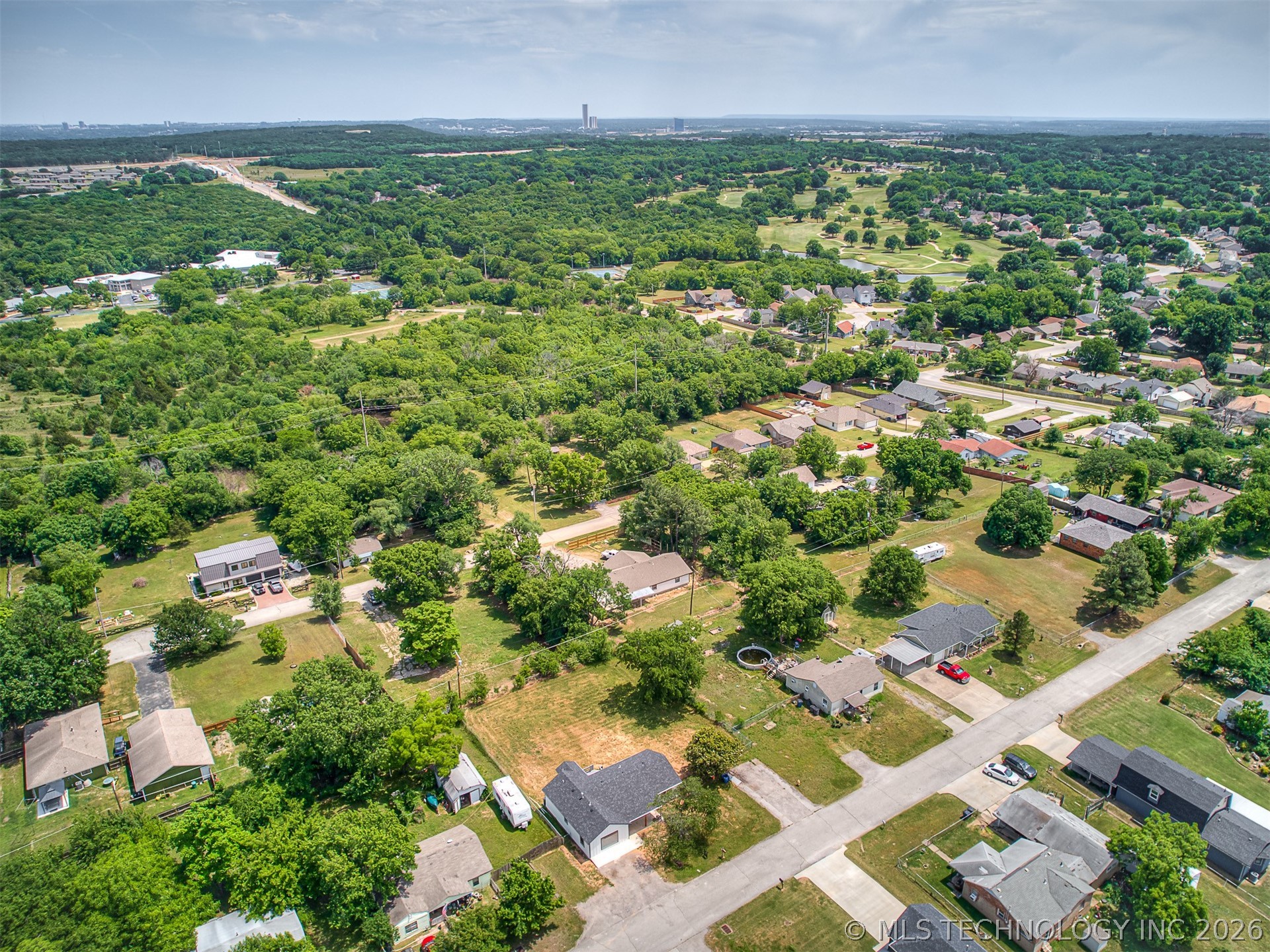 5823 S 31st Westavenue Tulsa OK 74107