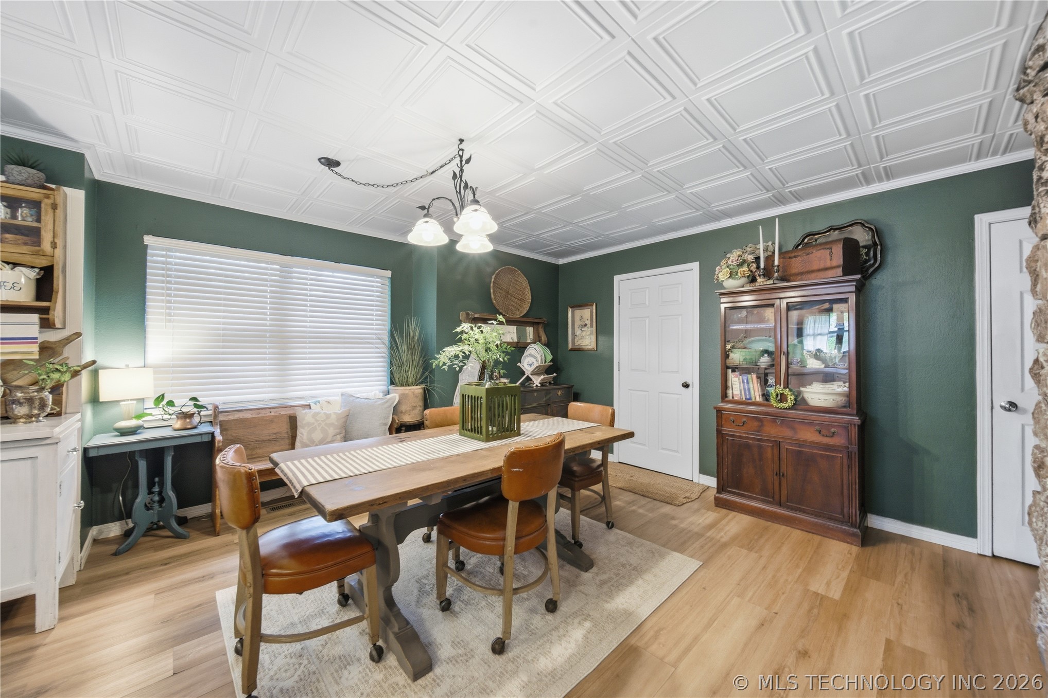 504 W 32nd Place Sand Springs OK 74063