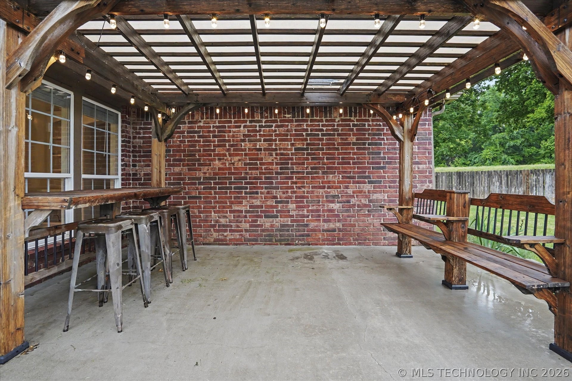 2111 W E Court Jenks OK 74037