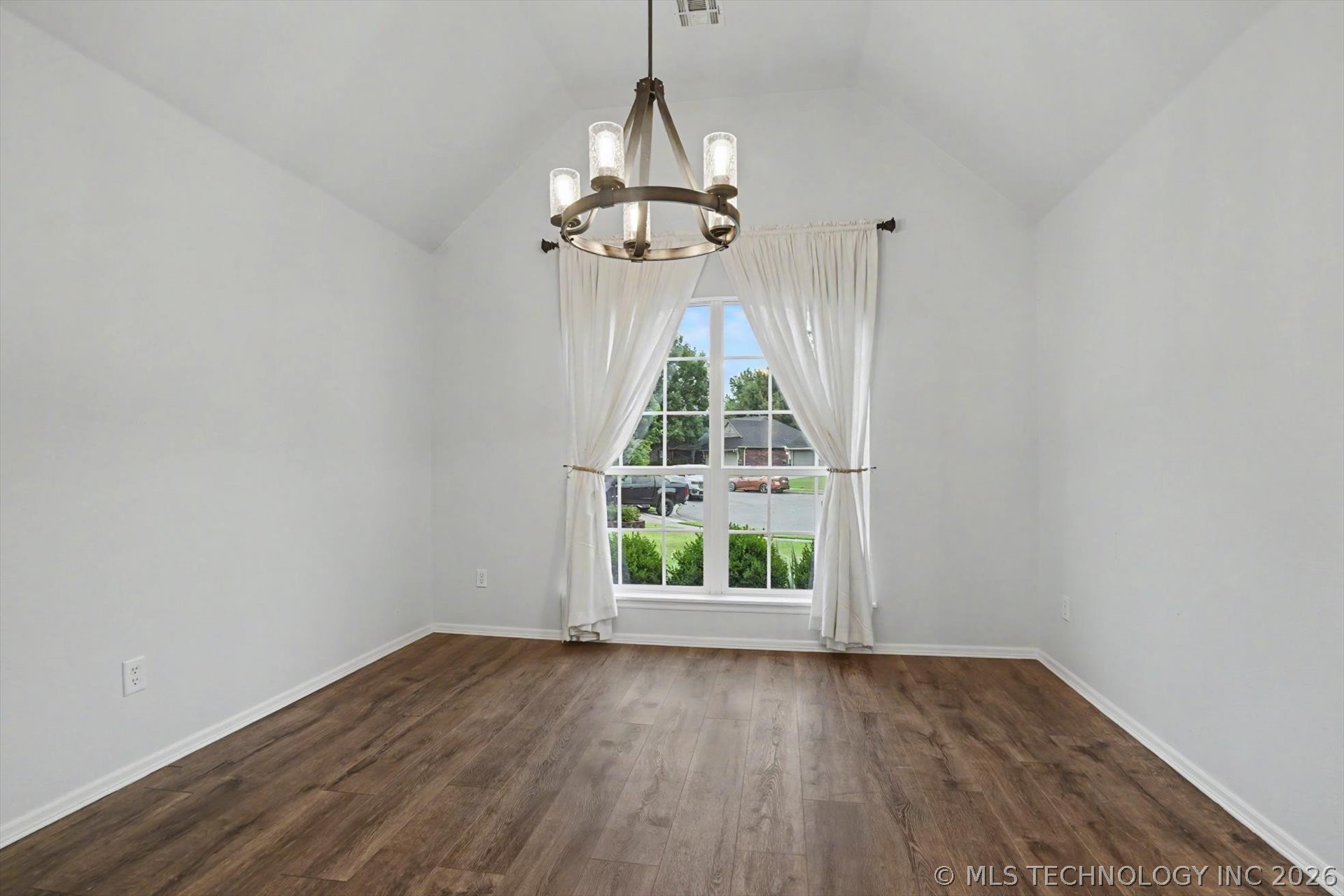 2111 W E Court Jenks OK 74037