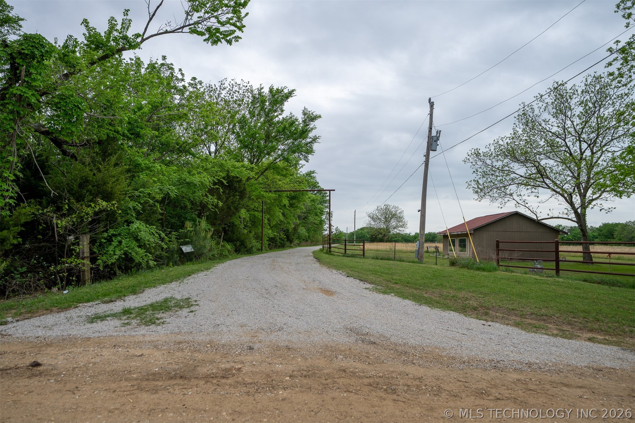 104654 S 4110 Road Council Hill OK 74428
