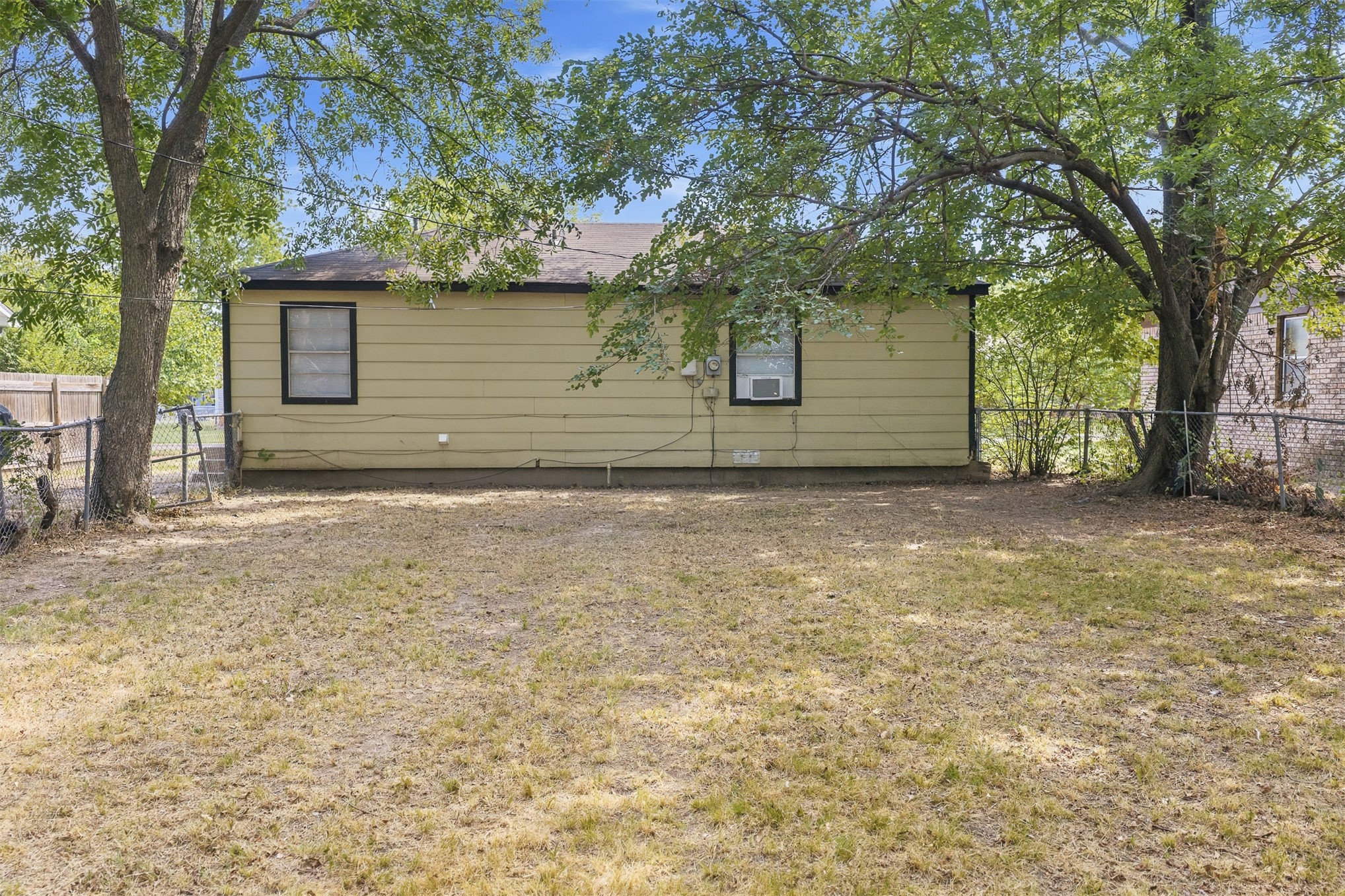 1005 SE B Street Ardmore OK 73401