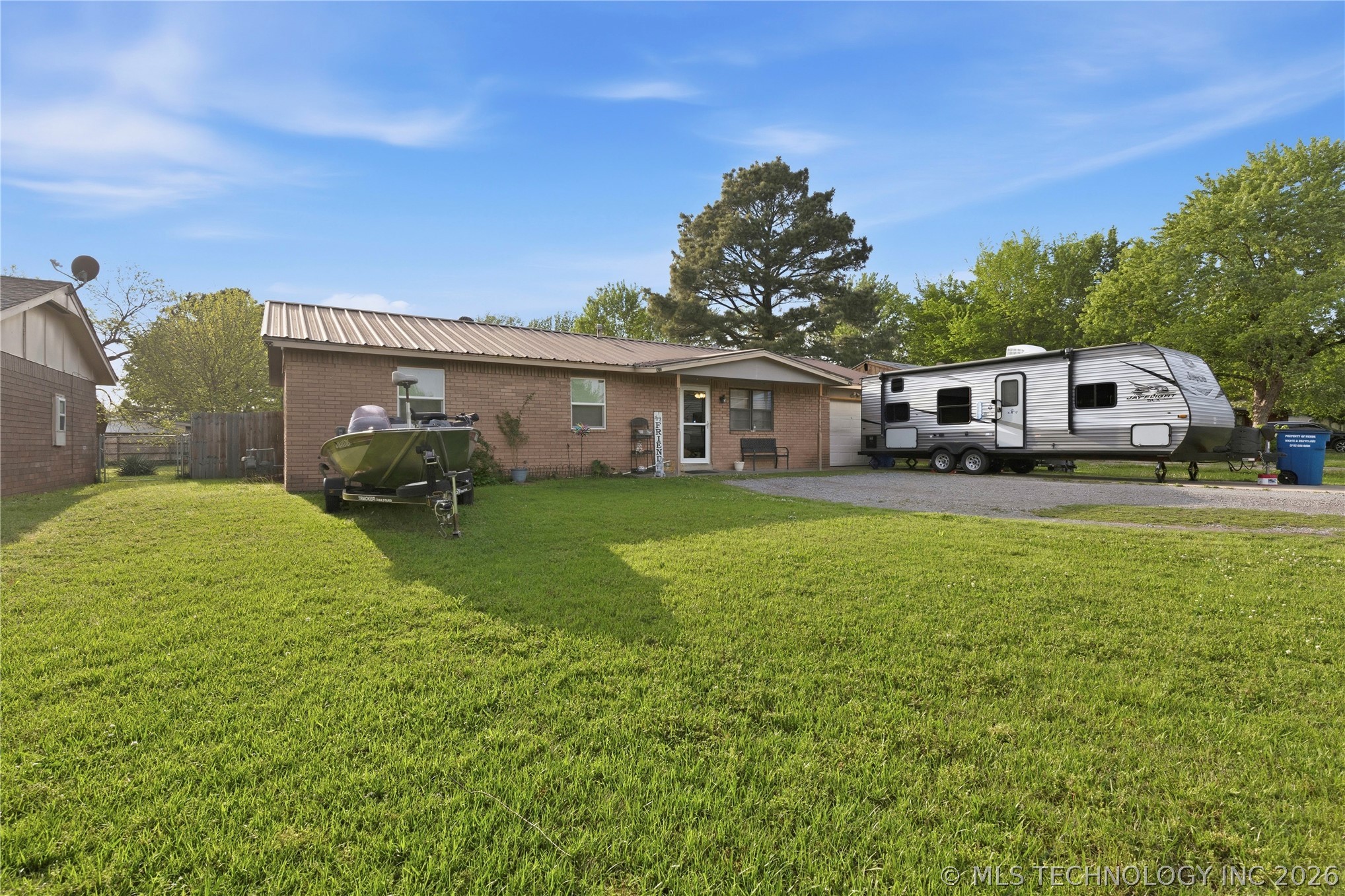 902 S Lincoln Avenue Wagoner OK 74467