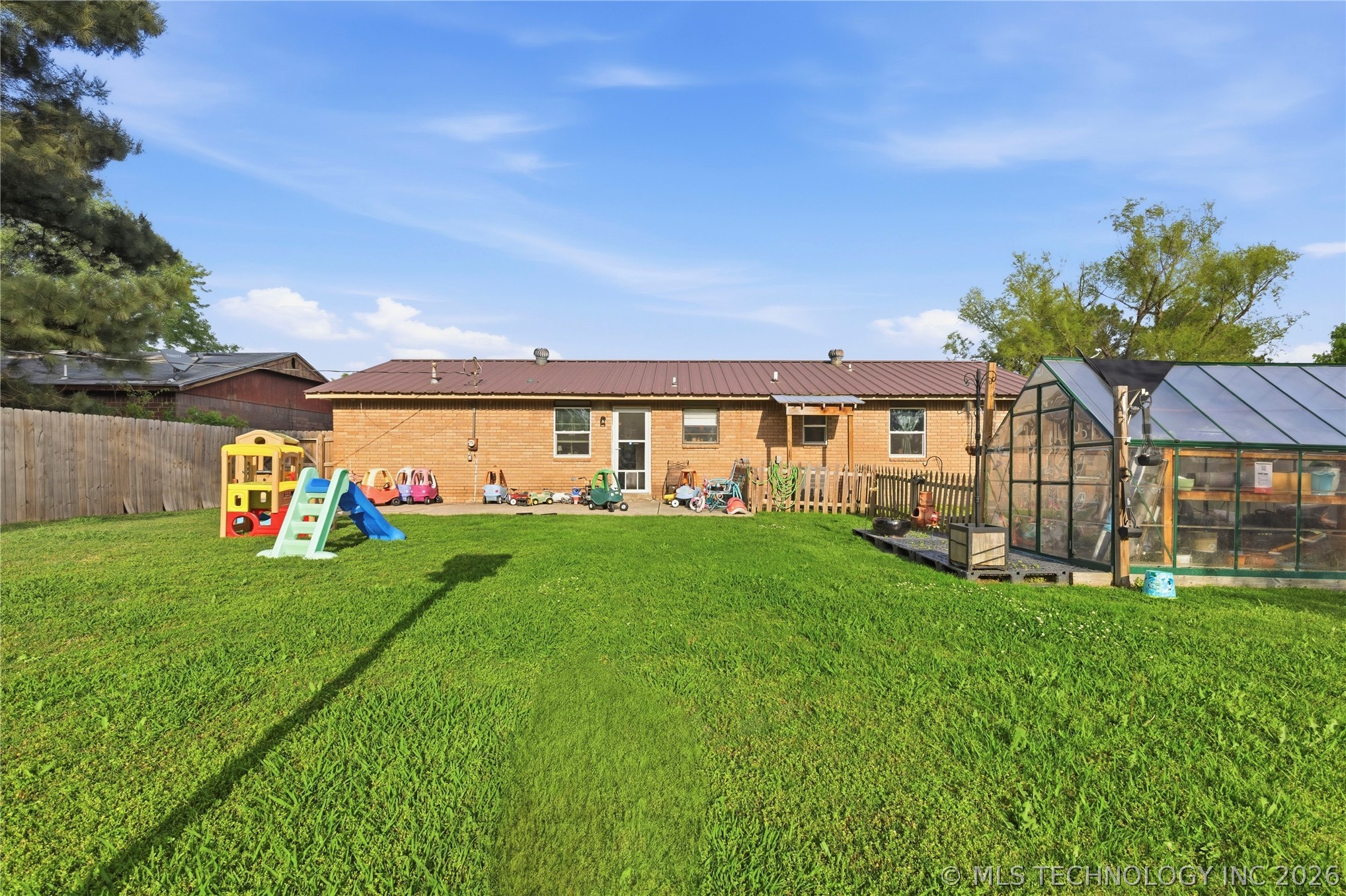 902 S Lincoln Avenue Wagoner OK 74467