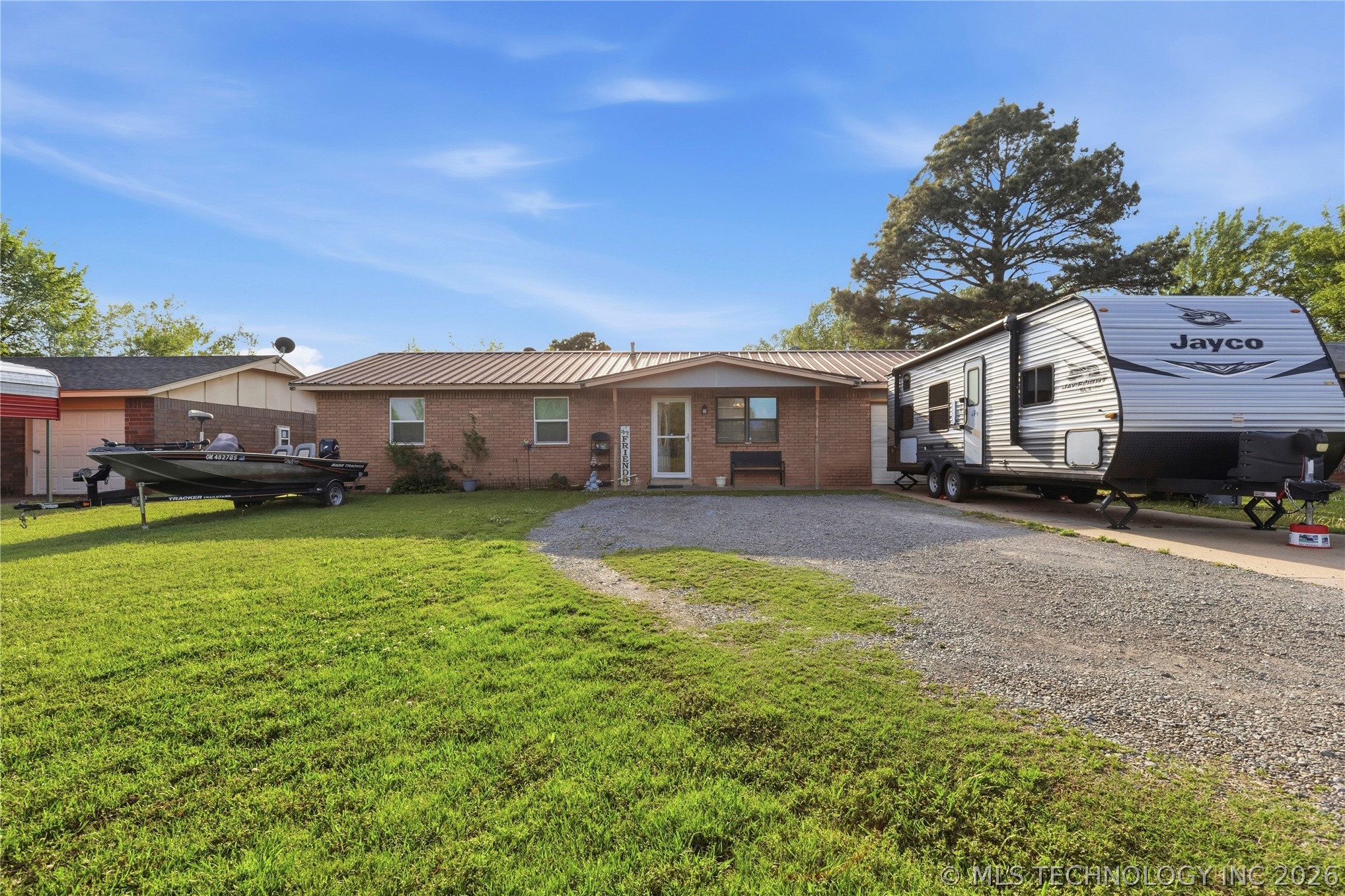 902 S Lincoln Avenue Wagoner OK 74467