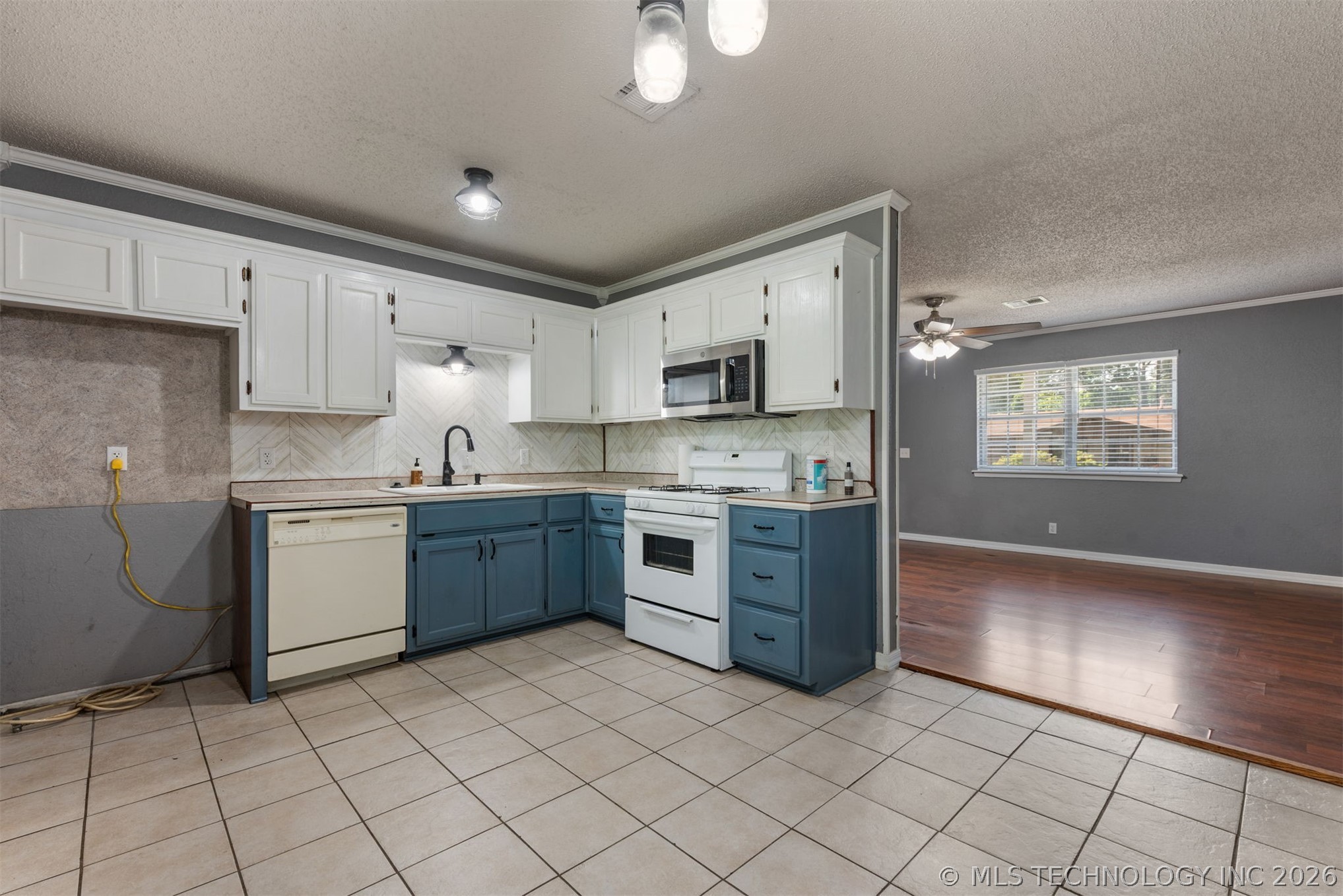 28637 E 137th Street Coweta OK 74429