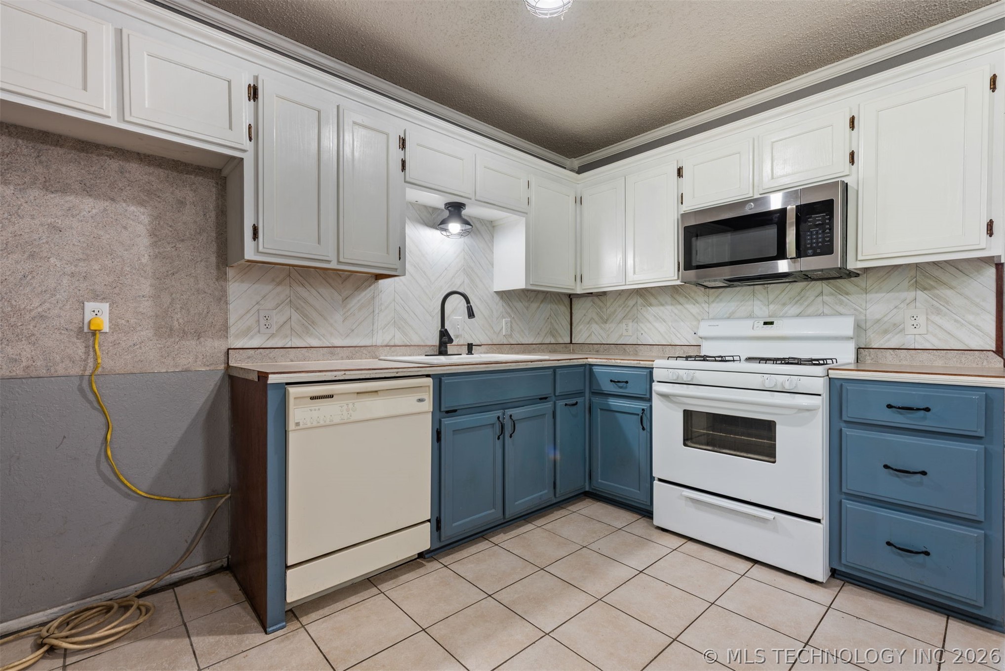 28637 E 137th Street Coweta OK 74429