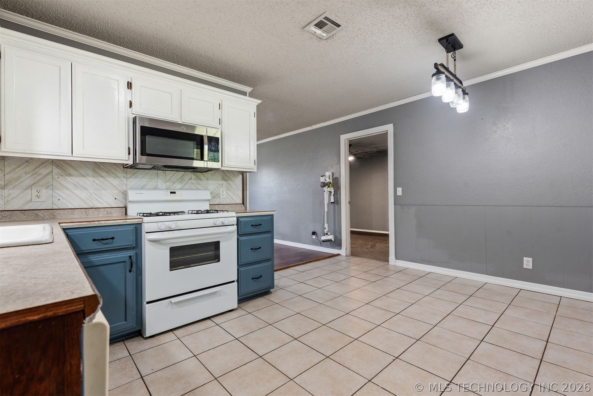 28637 E 137th Street Coweta OK 74429