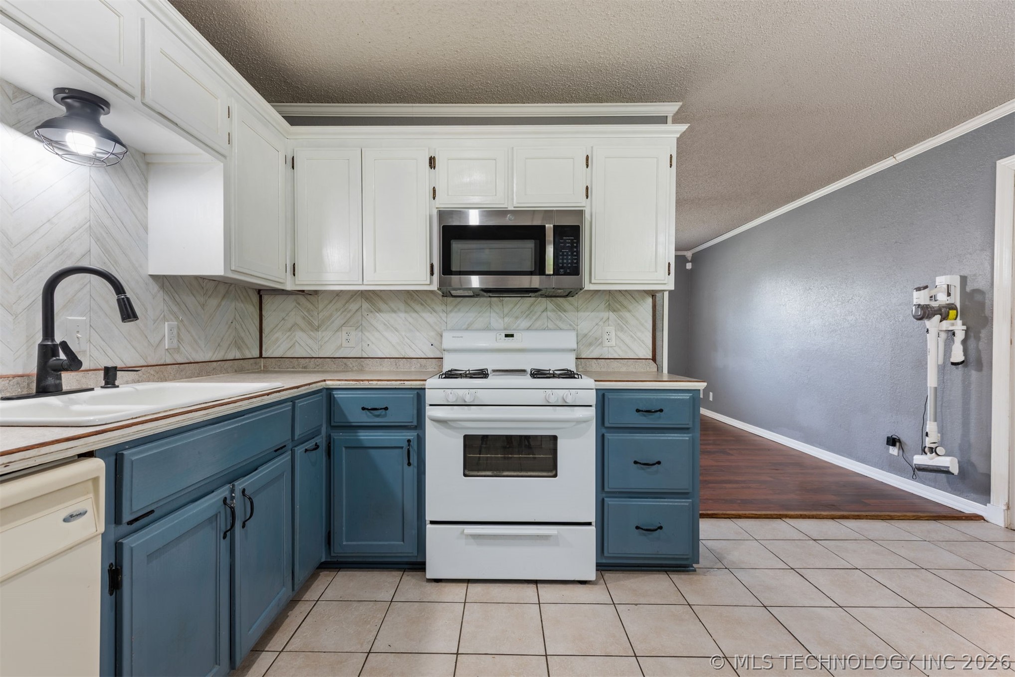 28637 E 137th Street Coweta OK 74429