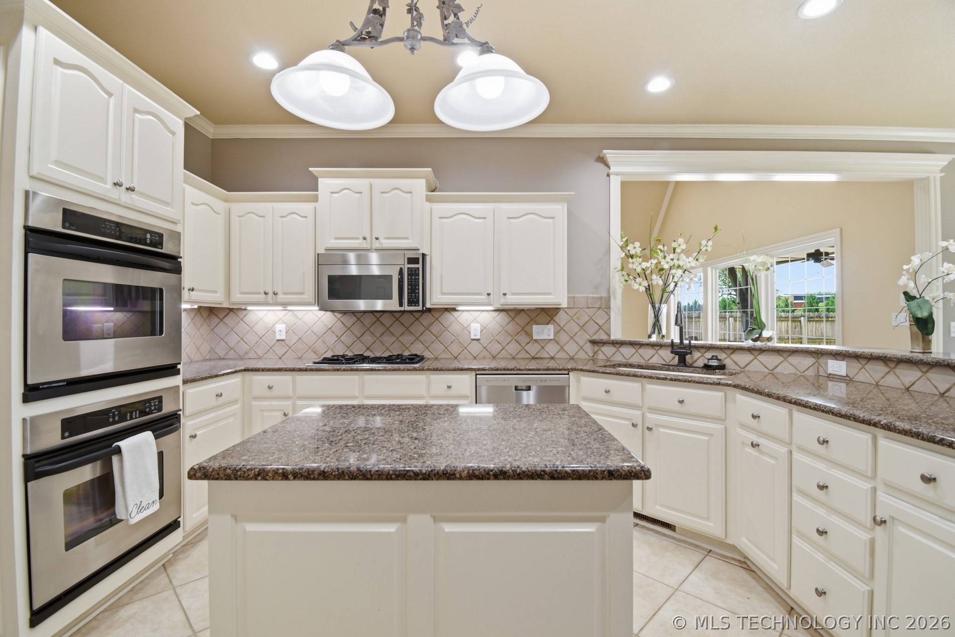 3828 S Sequoia Avenue Broken Arrow OK 74011