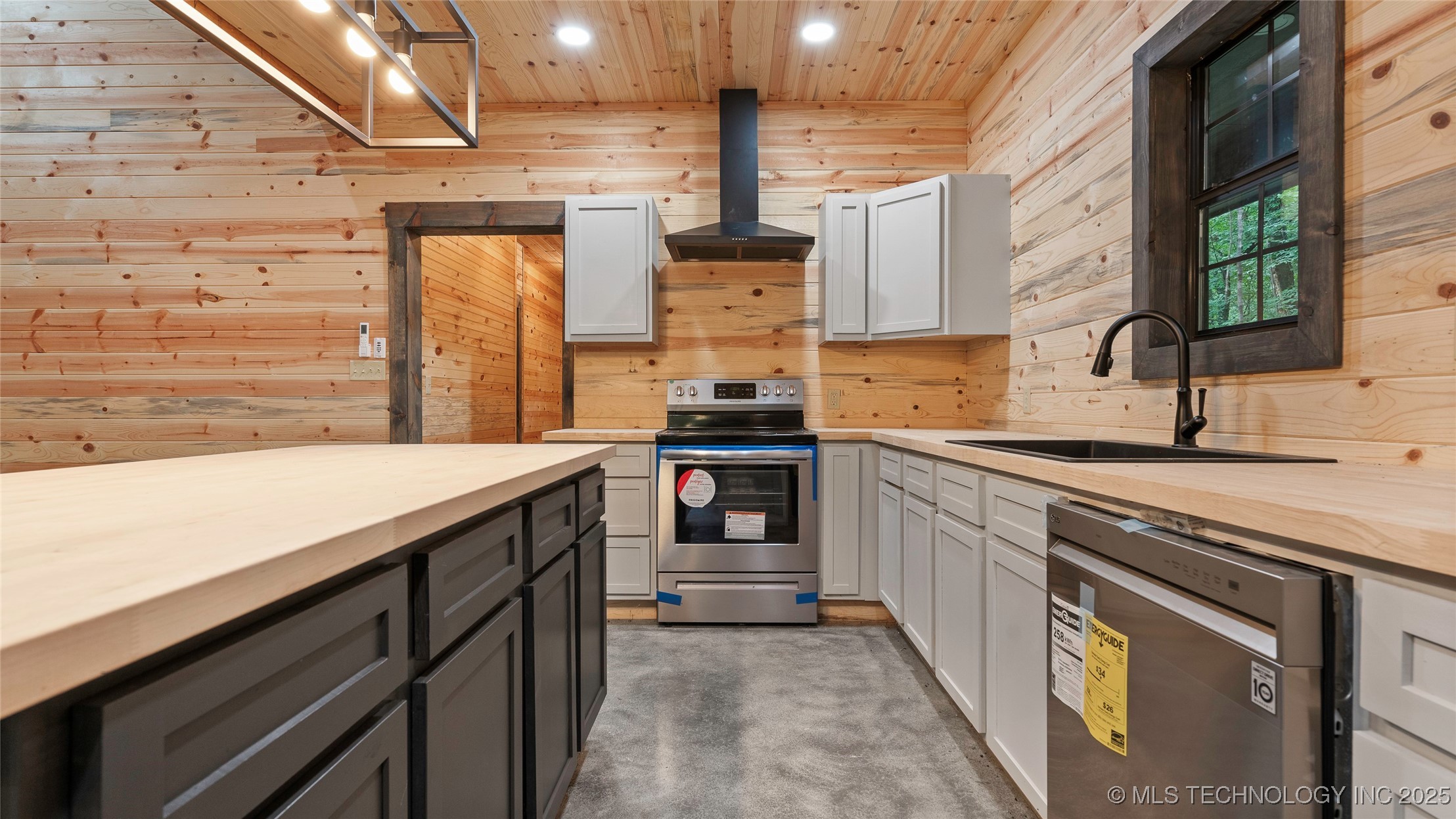 4396 E Cheadle Road Milburn OK 73450