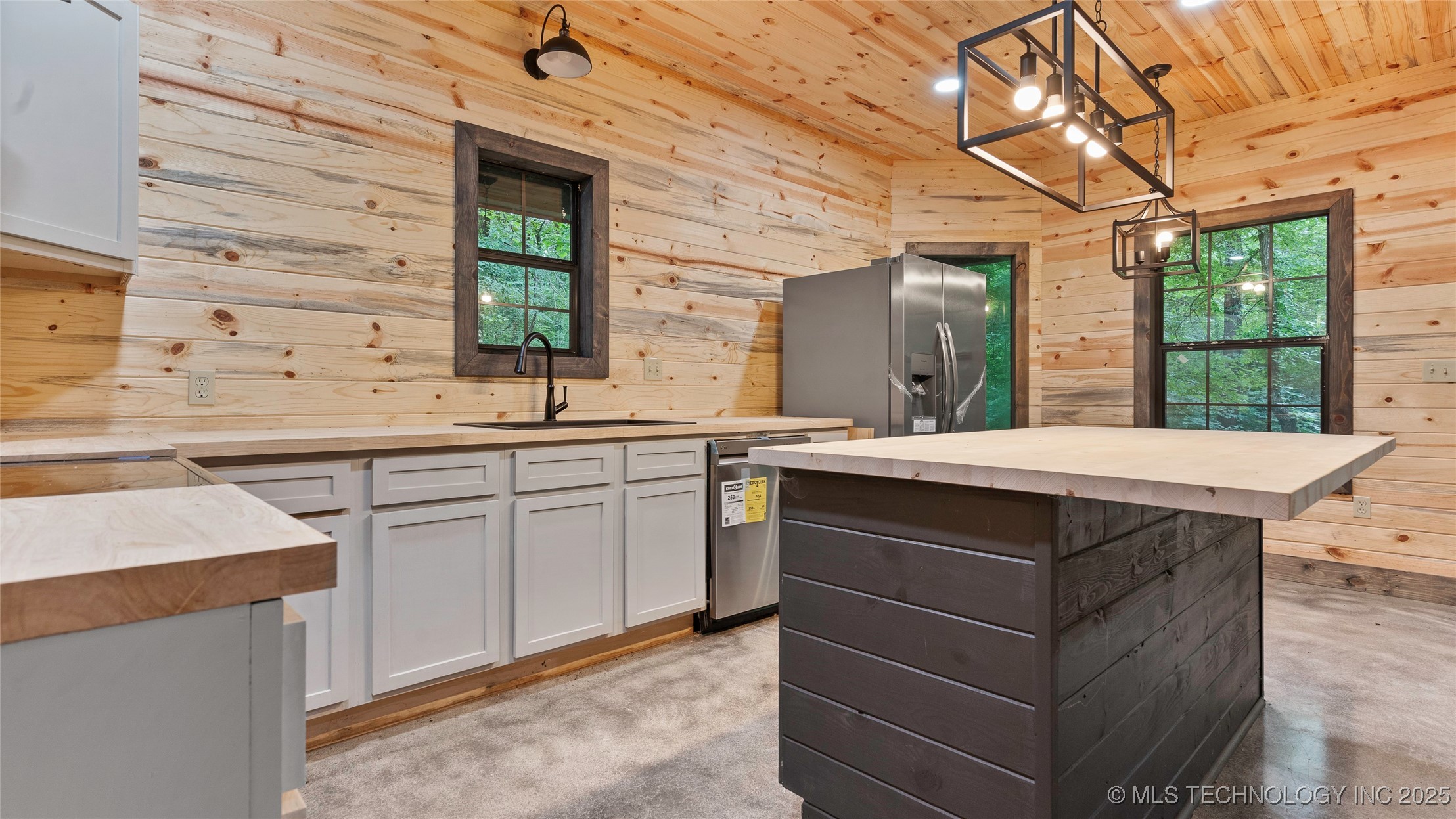 4396 E Cheadle Road Milburn OK 73450