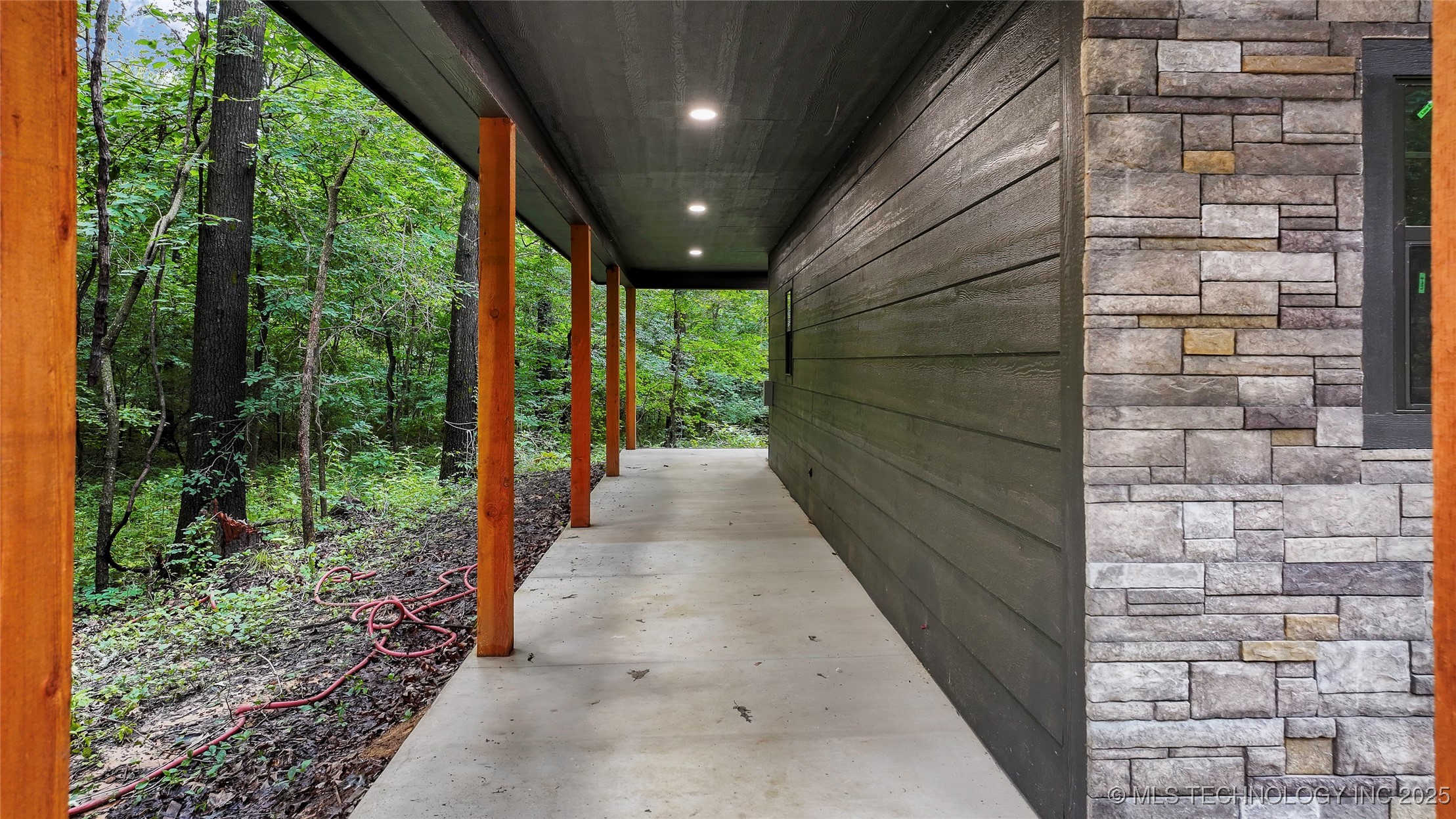 4396 E Cheadle Road Milburn OK 73450