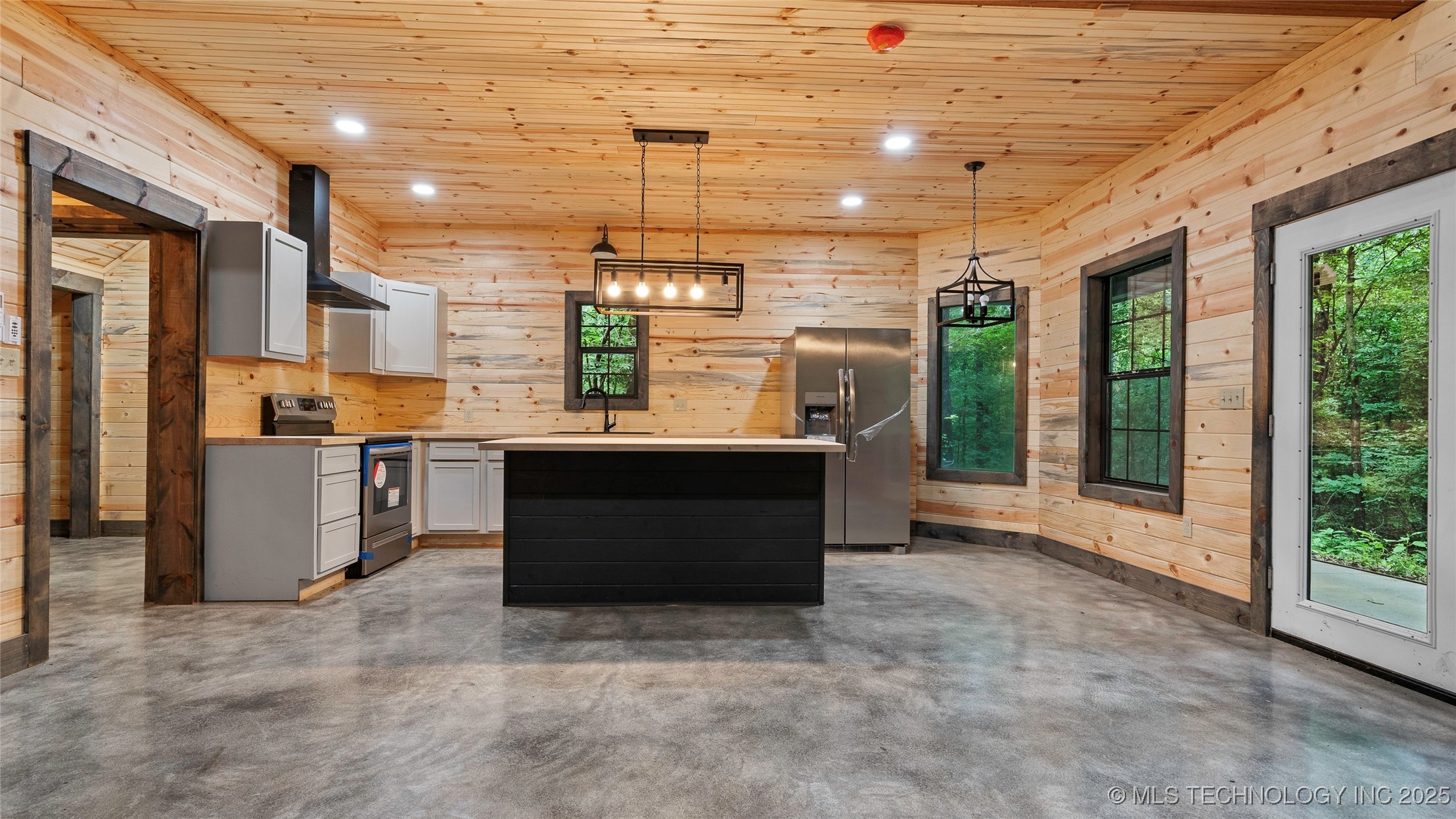 4396 E Cheadle Road Milburn OK 73450