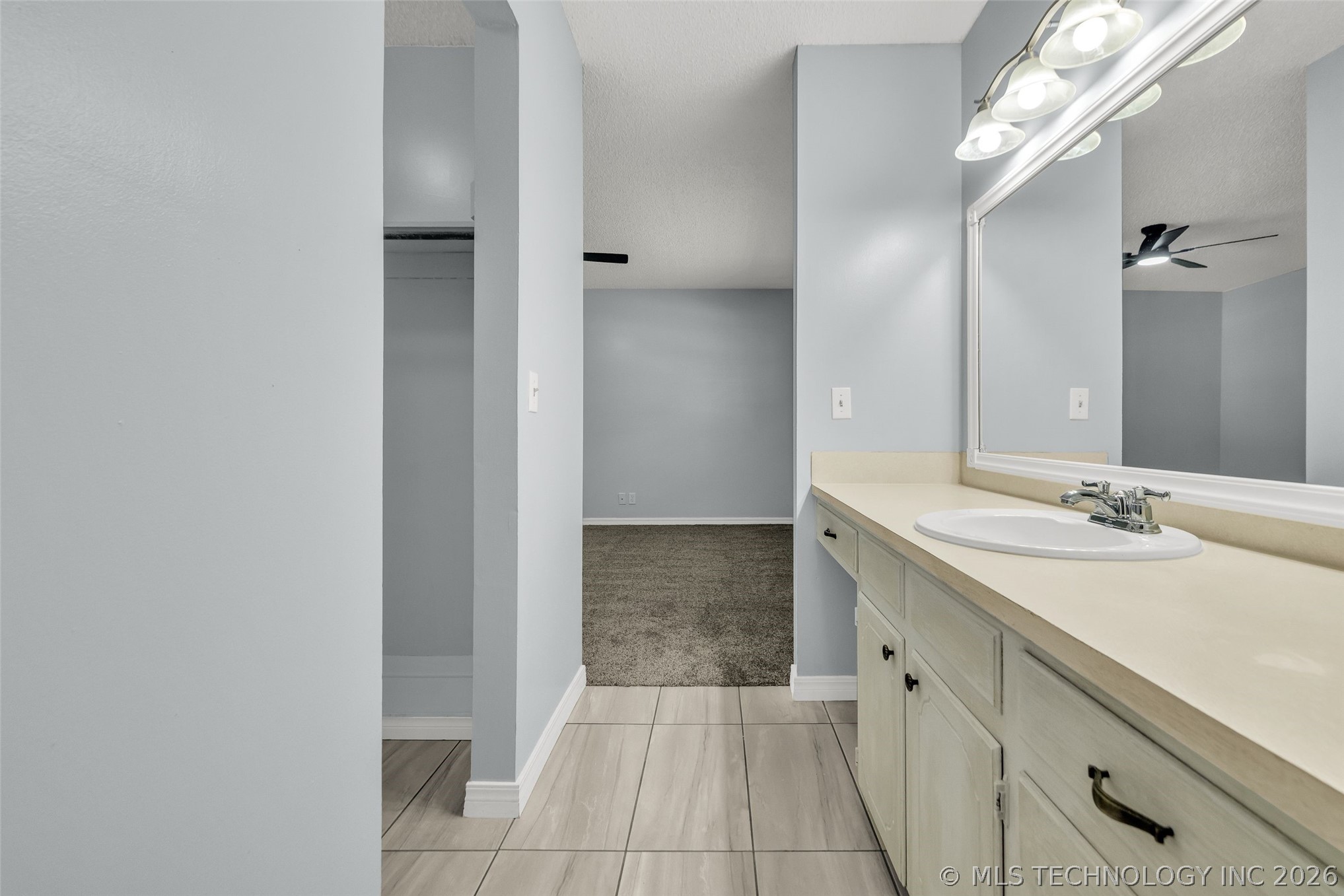 2332 S Nogales Avenue Tulsa OK 74107