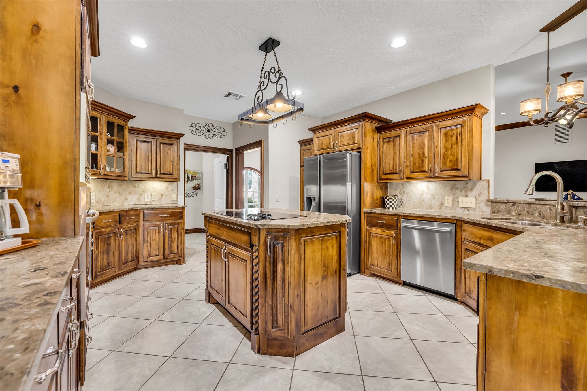 27318 E 758 Road Wagoner OK 74467